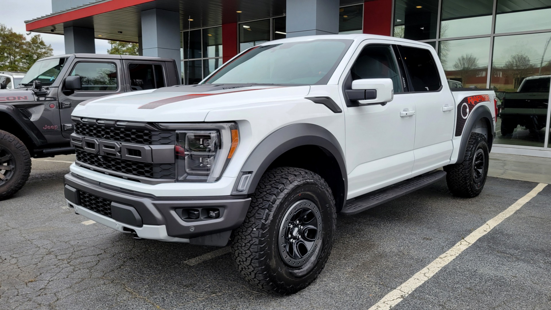 Used 2021 Ford F-150 RAPTOR 4X4 / 3.5L ECOBOOST / B&O SND / SUNROOF / REARVIEW for sale Sold at Formula Imports in Charlotte NC 28227 1
