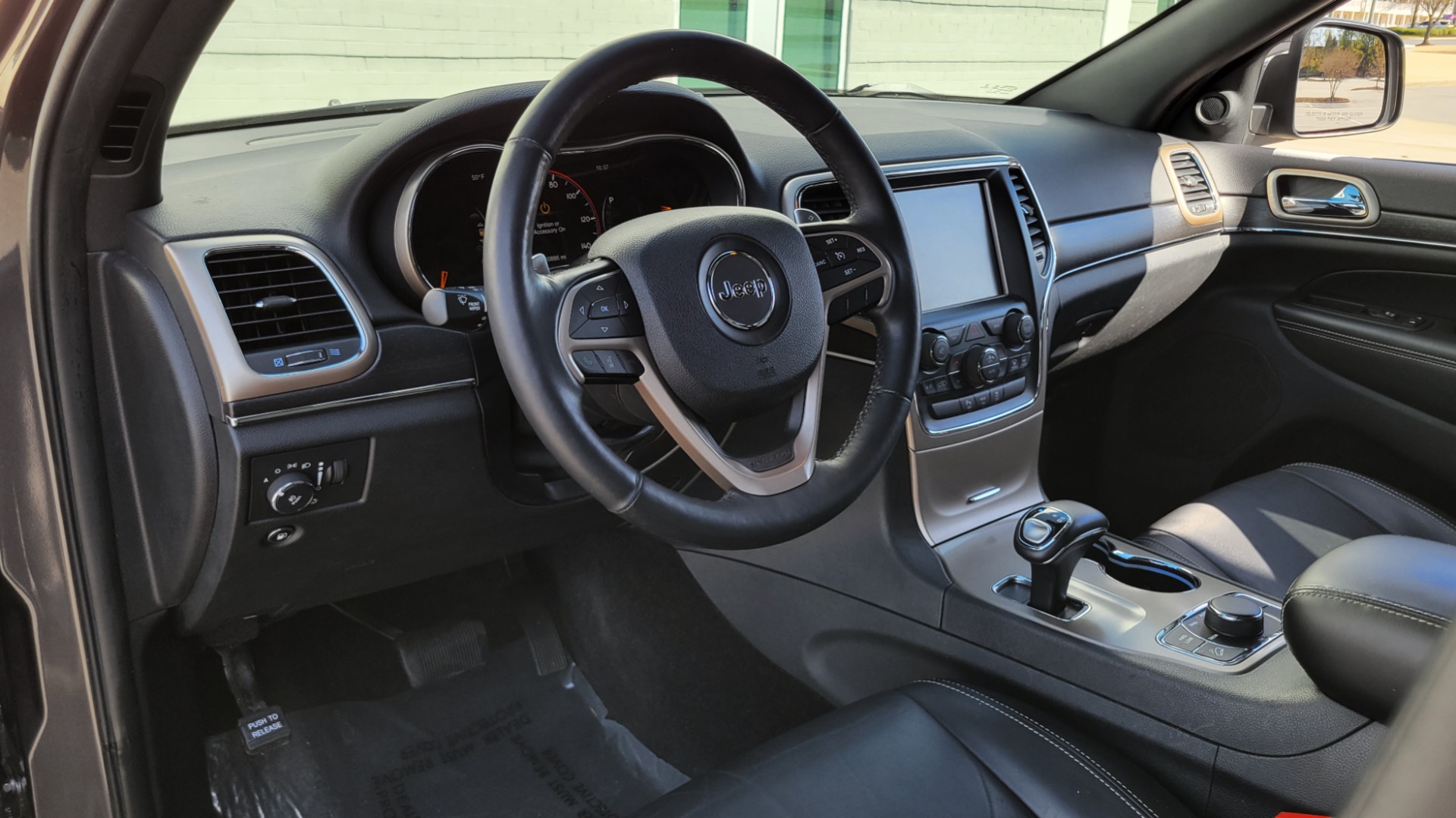 Used 2015 Jeep Grand Cherokee Limited for sale Sold at Formula Imports in Charlotte NC 28227 36
