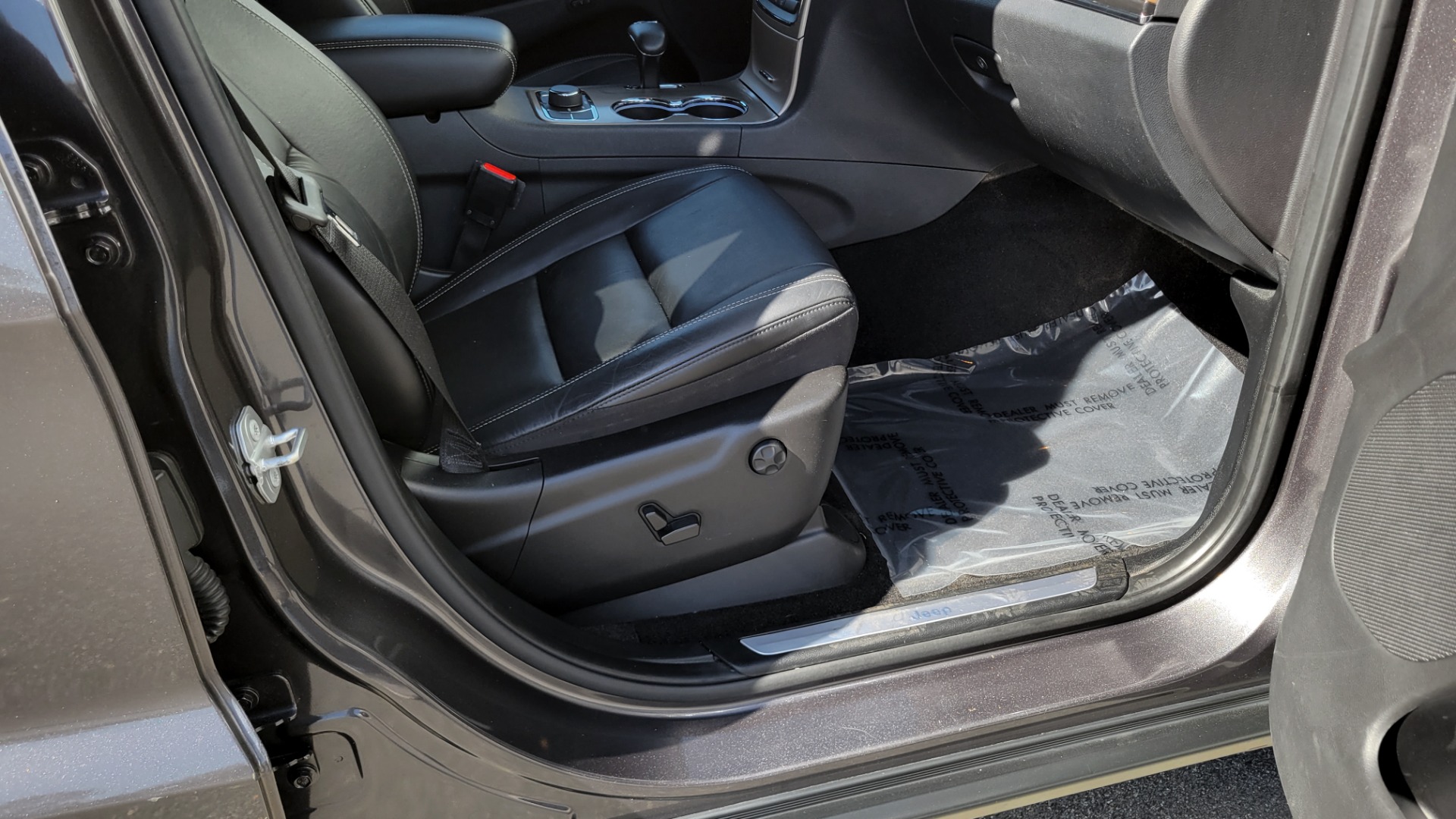 Used 2015 Jeep Grand Cherokee Limited for sale Sold at Formula Imports in Charlotte NC 28227 63