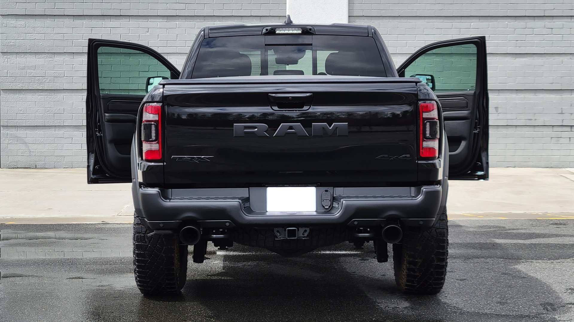Used 2022 Ram 1500 TRX 6.2L SUPERCHARGED 702HP CREWCAB / LEVEL 2 / NAV / REARVIEW for sale Sold at Formula Imports in Charlotte NC 28227 25
