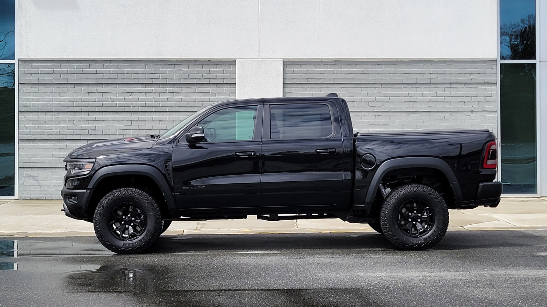 Used 2022 Ram 1500 TRX 6.2L SUPERCHARGED 702HP CREWCAB / LEVEL 2 / NAV / REARVIEW for sale Sold at Formula Imports in Charlotte NC 28227 3