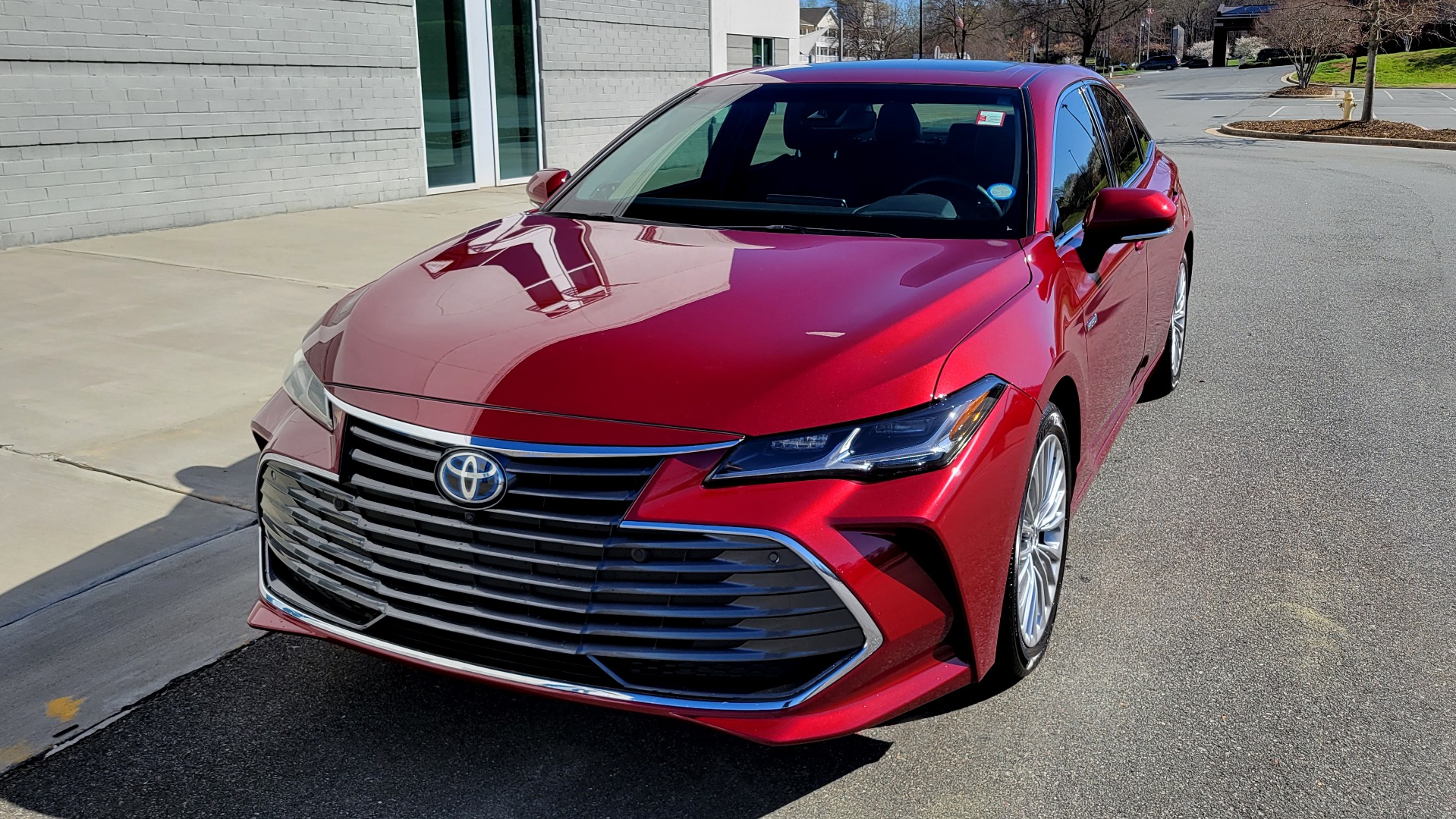 Used 2021 Toyota AVALON HYBRID LIMITED 2.5L SEDAN / NAV / SUNROOF / JBL SND / REARVIEW for sale Sold at Formula Imports in Charlotte NC 28227 3