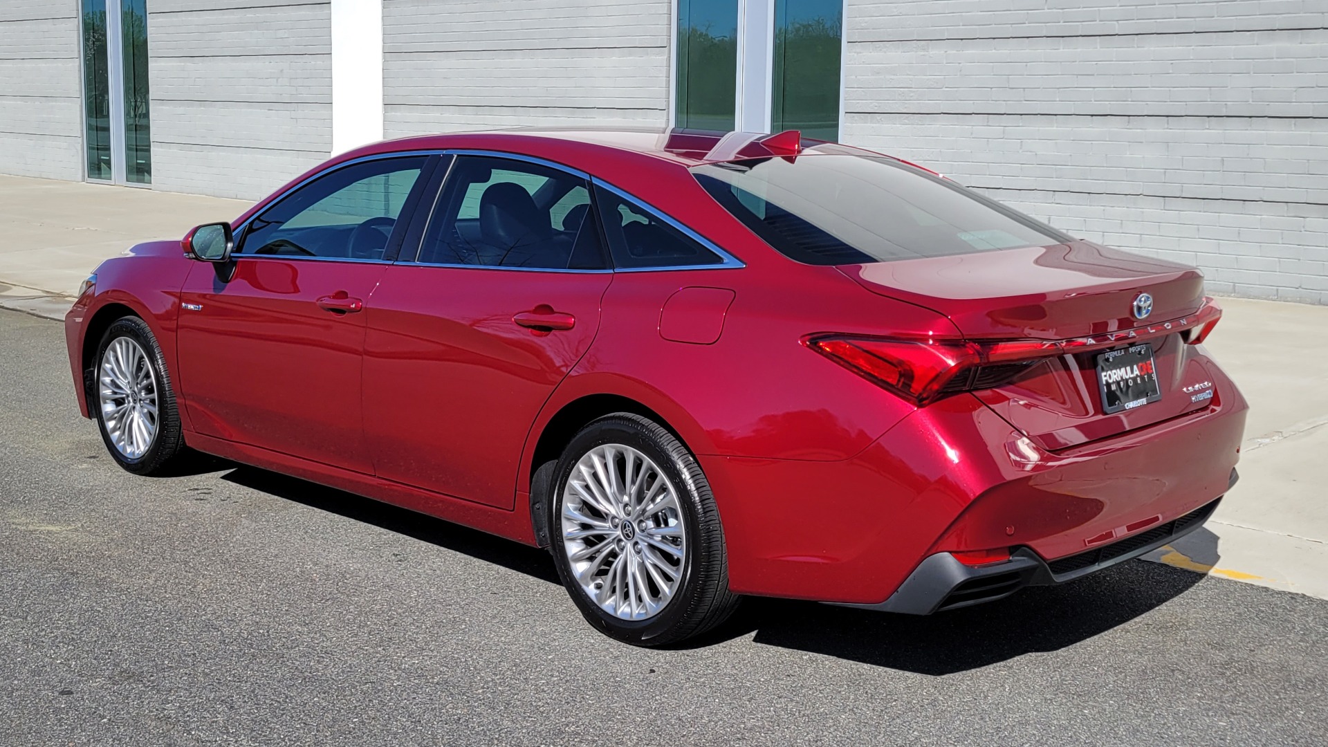 Used 2021 Toyota AVALON HYBRID LIMITED 2.5L SEDAN / NAV / SUNROOF / JBL SND / REARVIEW for sale Sold at Formula Imports in Charlotte NC 28227 5