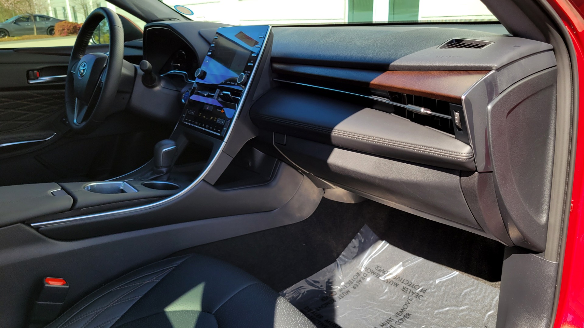 Used 2021 Toyota AVALON HYBRID LIMITED 2.5L SEDAN / NAV / SUNROOF / JBL SND / REARVIEW for sale Sold at Formula Imports in Charlotte NC 28227 63