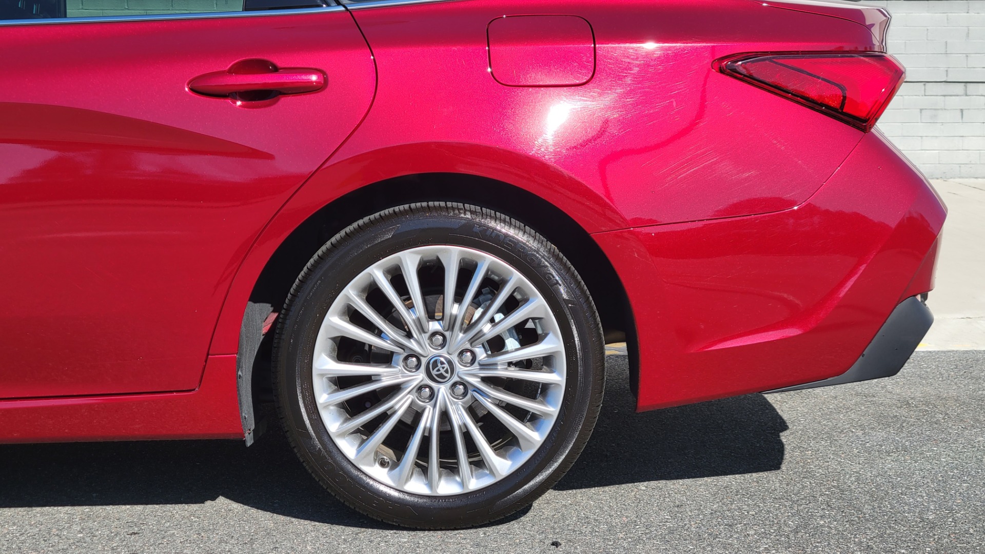 Used 2021 Toyota AVALON HYBRID LIMITED 2.5L SEDAN / NAV / SUNROOF / JBL SND / REARVIEW for sale Sold at Formula Imports in Charlotte NC 28227 72
