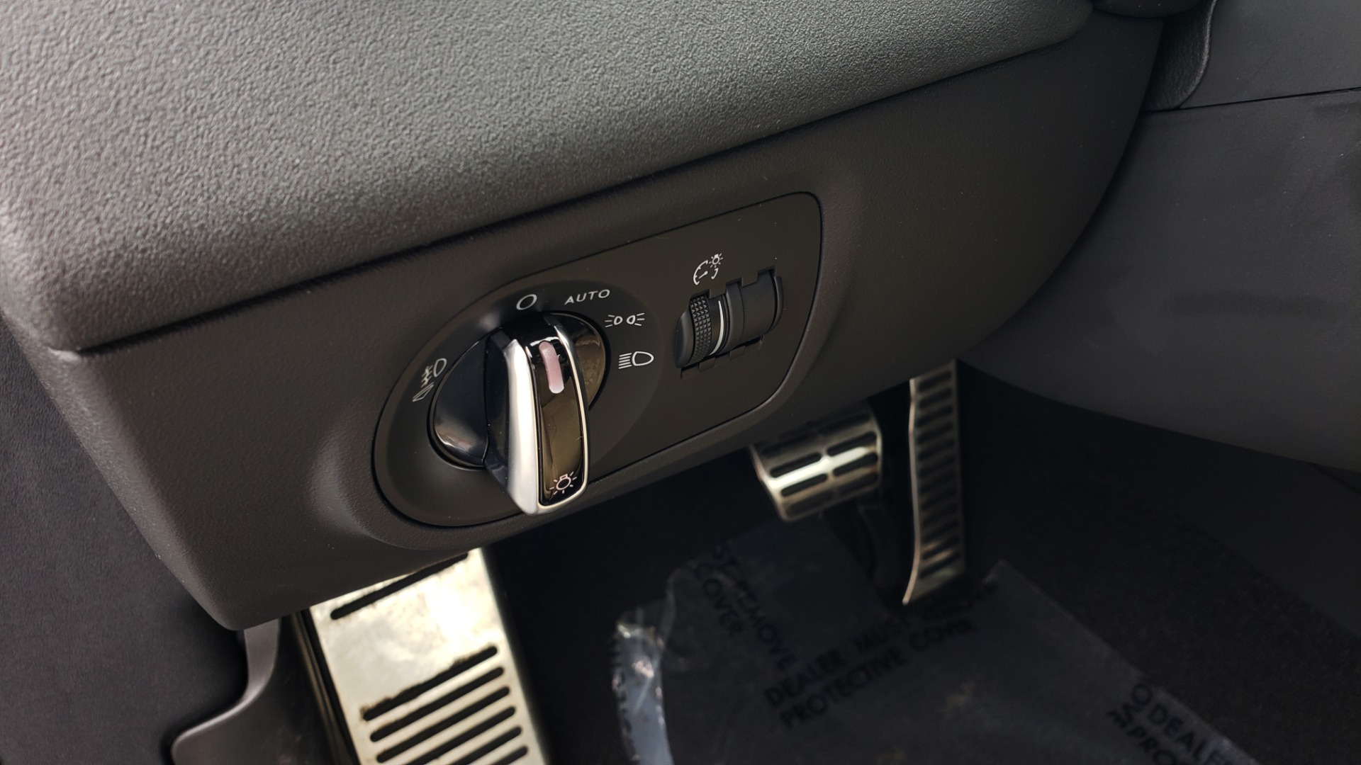 Used 2014 Audi TT 2.0T S-TRONIC / COUPE / AWD / LEATHER / HEATED SEATS for sale Sold at Formula Imports in Charlotte NC 28227 40