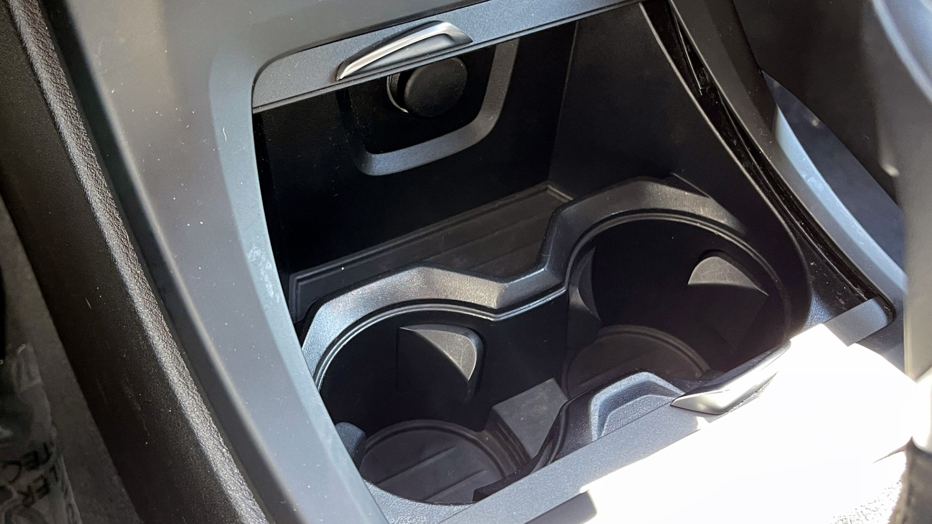 Used 2018 BMW X1 xDrive28i / DAKOTA LEATHER INTERIOR / HEATED STEERING / HEATED SEATS / NAVI for sale $24,999 at Formula Imports in Charlotte NC 28227 29