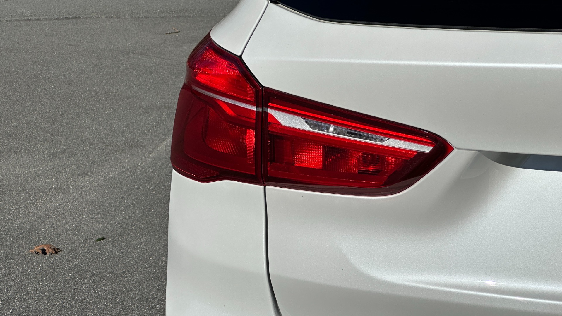 Used 2018 BMW X1 xDrive28i / DAKOTA LEATHER INTERIOR / HEATED STEERING / HEATED SEATS / NAVI for sale $24,999 at Formula Imports in Charlotte NC 28227 57
