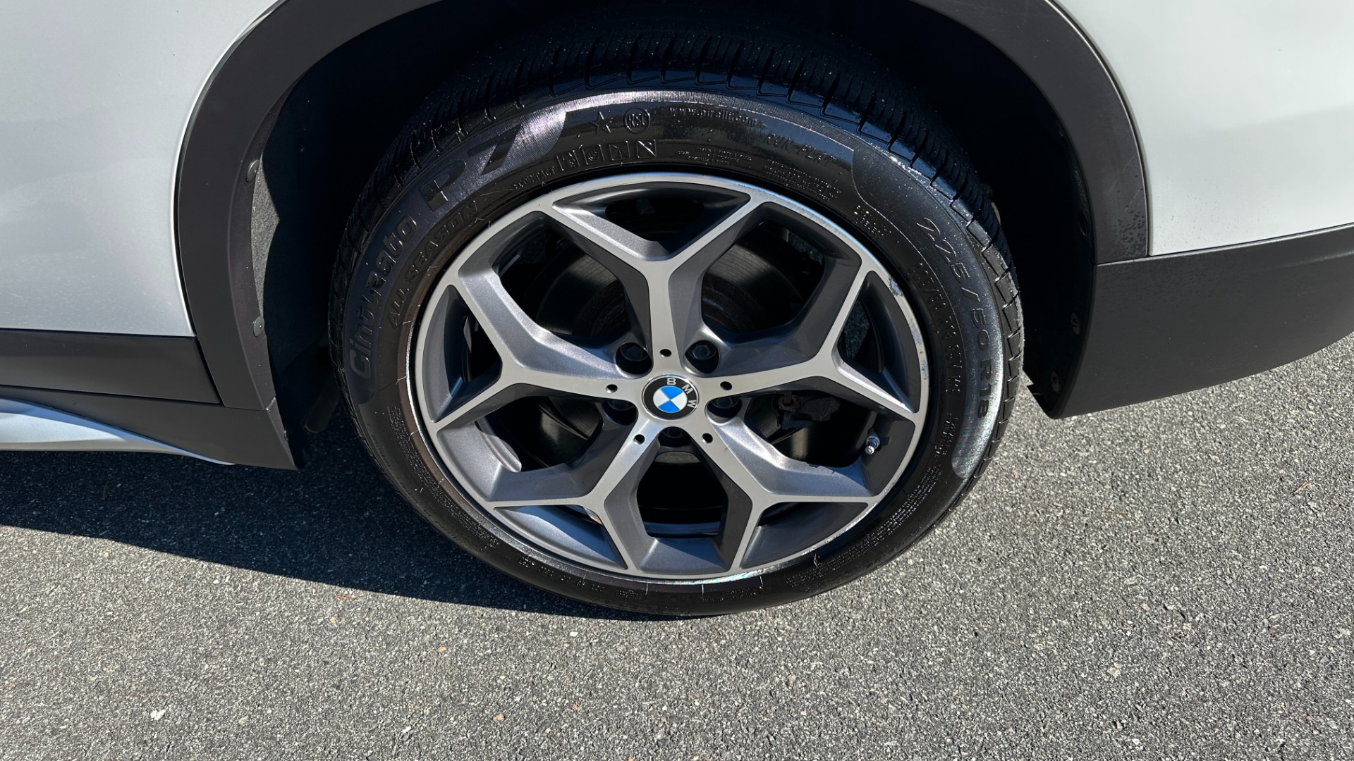 Used 2018 BMW X1 xDrive28i / DAKOTA LEATHER INTERIOR / HEATED STEERING / HEATED SEATS / NAVI for sale $24,999 at Formula Imports in Charlotte NC 28227 62