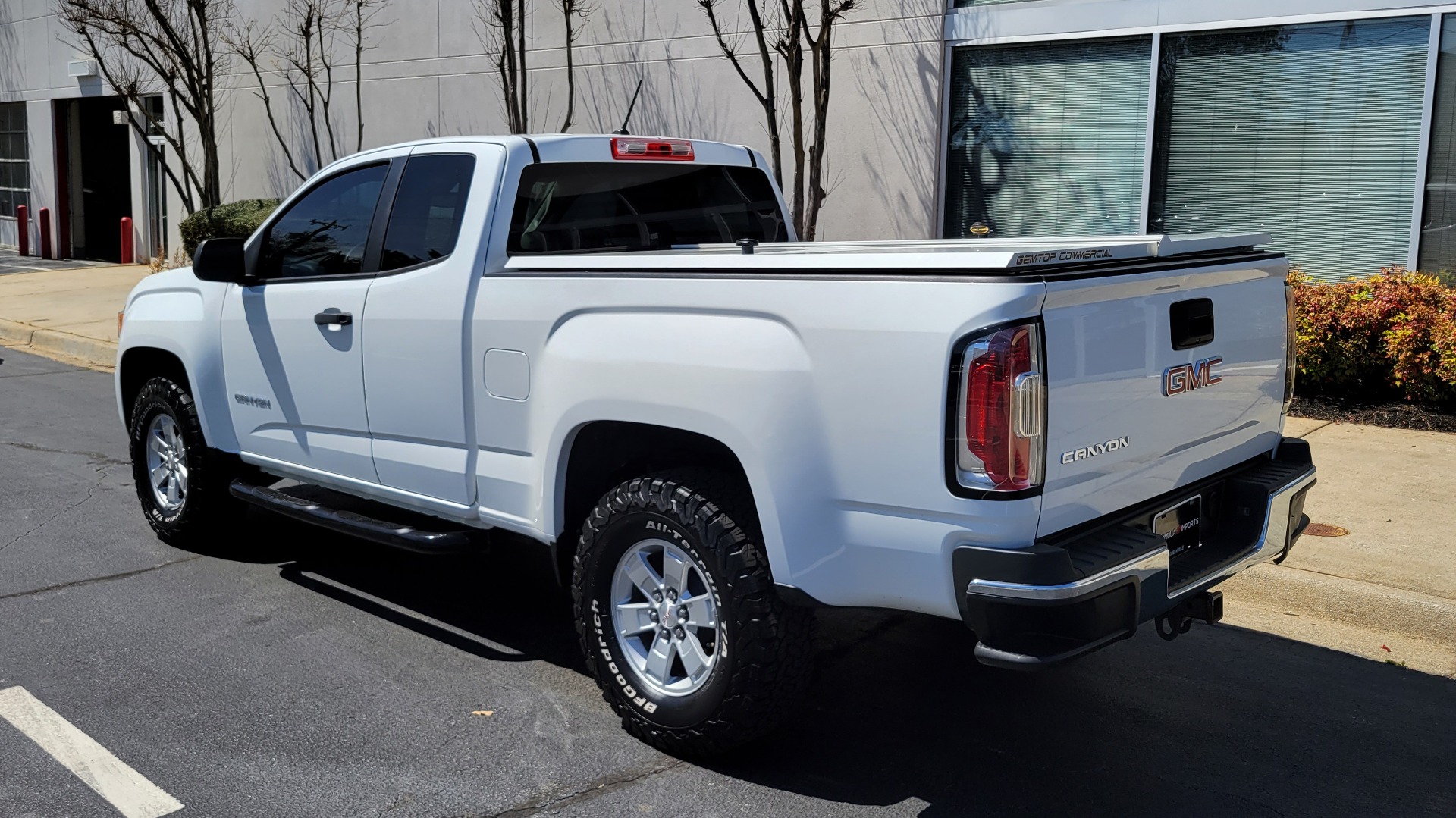 Used 2015 GMC Canyon 2WD SL for sale Sold at Formula Imports in Charlotte NC 28227 3