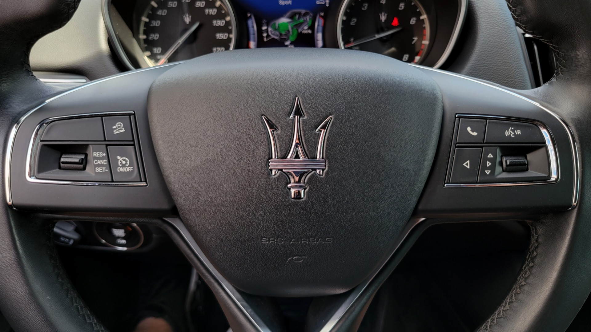 Used 2018 Maserati LEVANTE 3.0L 345HP SUV / 8-SPD / PREMIUM / BSA / NAV / 20IN WHLS / REARVIEW for sale $50,495 at Formula Imports in Charlotte NC 28227 45