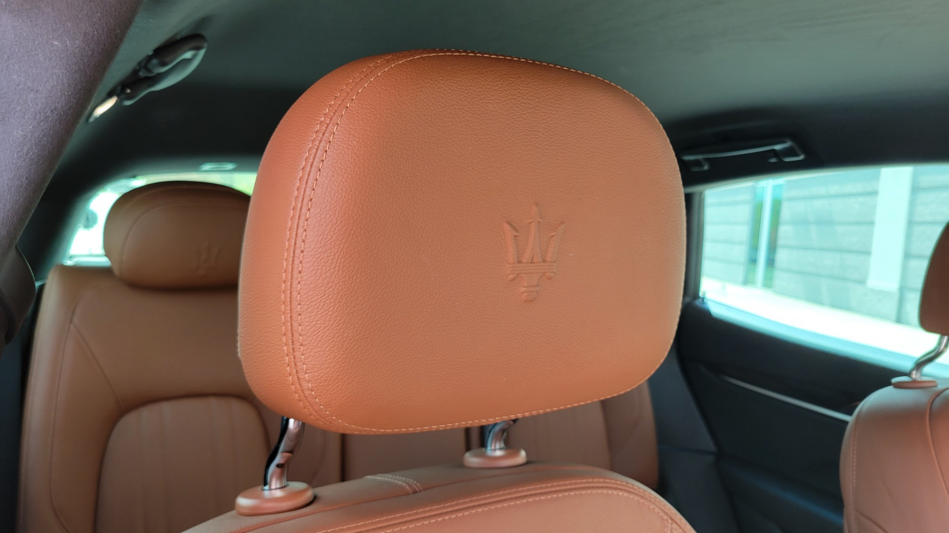 Used 2018 Maserati LEVANTE 3.0L 345HP SUV / 8-SPD / PREMIUM / BSA / NAV / 20IN WHLS / REARVIEW for sale $50,495 at Formula Imports in Charlotte NC 28227 72