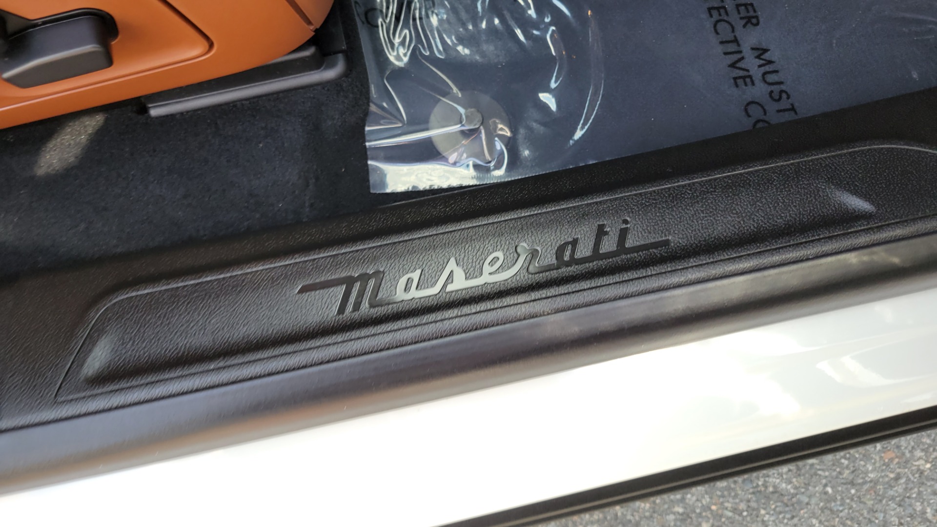 Used 2018 Maserati LEVANTE 3.0L 345HP SUV / 8-SPD / PREMIUM / BSA / NAV / 20IN WHLS / REARVIEW for sale $50,495 at Formula Imports in Charlotte NC 28227 76