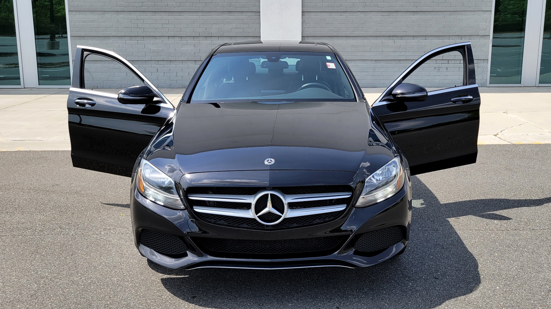 Used 2018 Mercedes-Benz C-CLASS C 300 PREMIUM 2.0L SEDAN / NAV / KEYLESS-GO / BLIND SPOT ASST for sale Sold at Formula Imports in Charlotte NC 28227 19