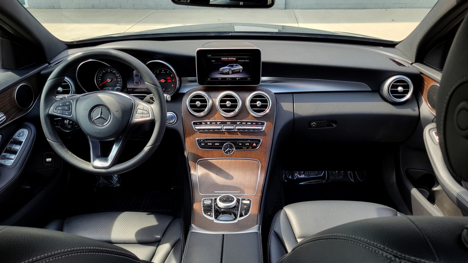Used 2018 Mercedes-Benz C-CLASS C 300 PREMIUM 2.0L SEDAN / NAV / KEYLESS-GO / BLIND SPOT ASST for sale Sold at Formula Imports in Charlotte NC 28227 76