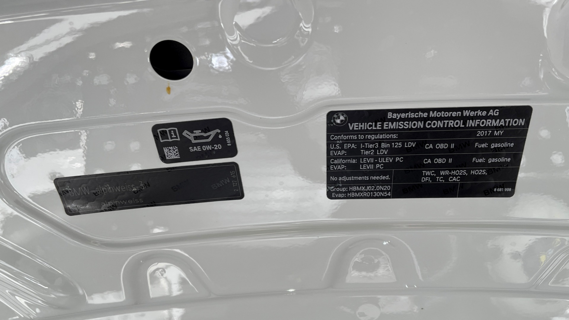 Used 2017 BMW 3 SERIES 320I XDRIVE SEDAN / DRVR ASST / SUNROOF / HTD STS / REARVIEW for sale $25,295 at Formula Imports in Charlotte NC 28227 11