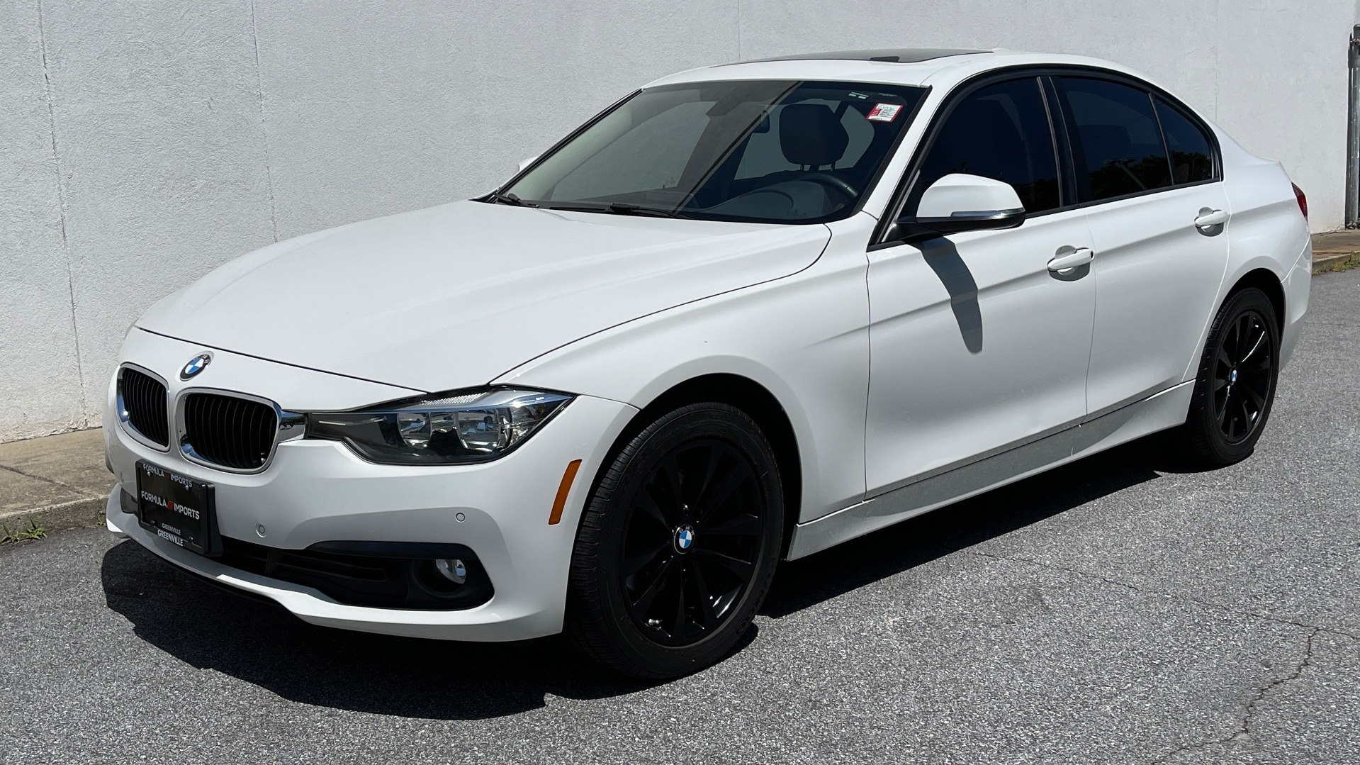 Used 2017 BMW 3 SERIES 320I XDRIVE SEDAN / DRVR ASST / SUNROOF / HTD STS / REARVIEW for sale Sold at Formula Imports in Charlotte NC 28227 3