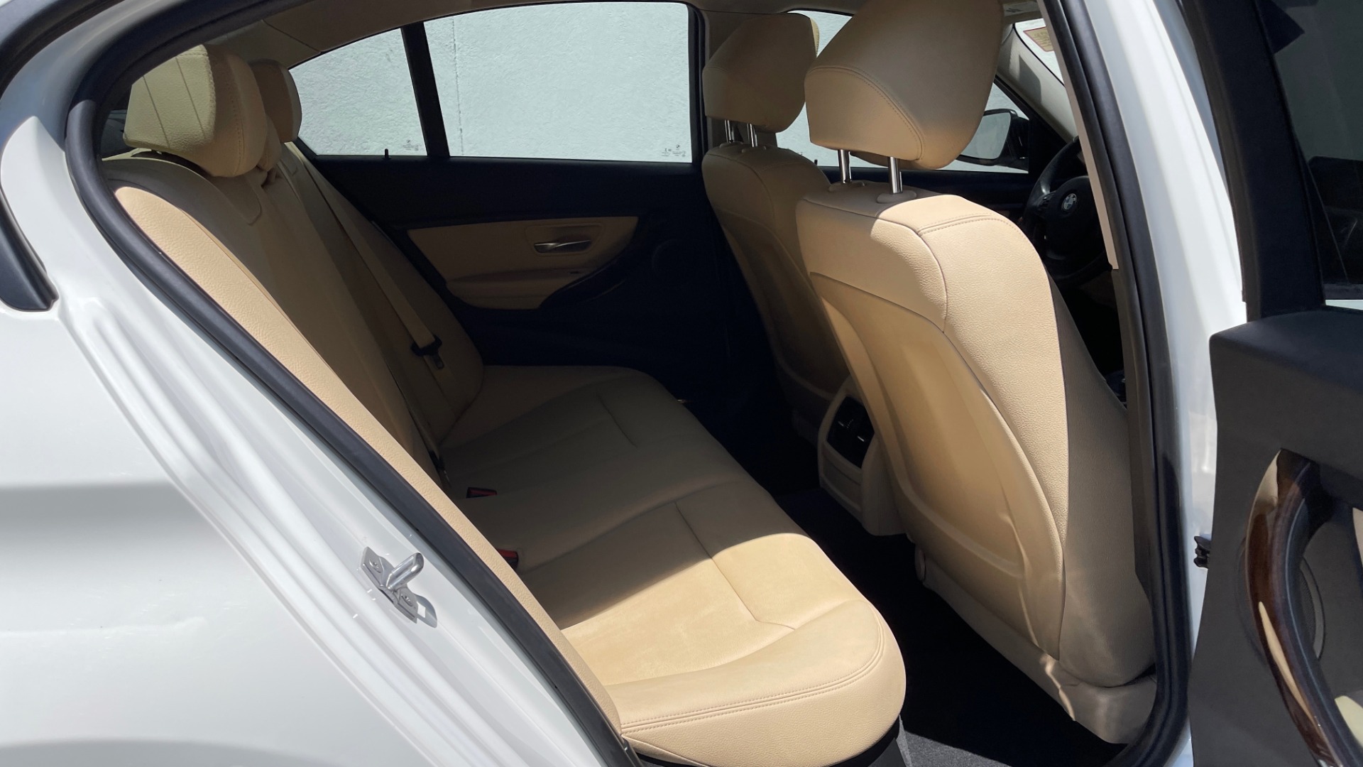 Used 2017 BMW 3 SERIES 320I XDRIVE SEDAN / DRVR ASST / SUNROOF / HTD STS / REARVIEW for sale $25,295 at Formula Imports in Charlotte NC 28227 47