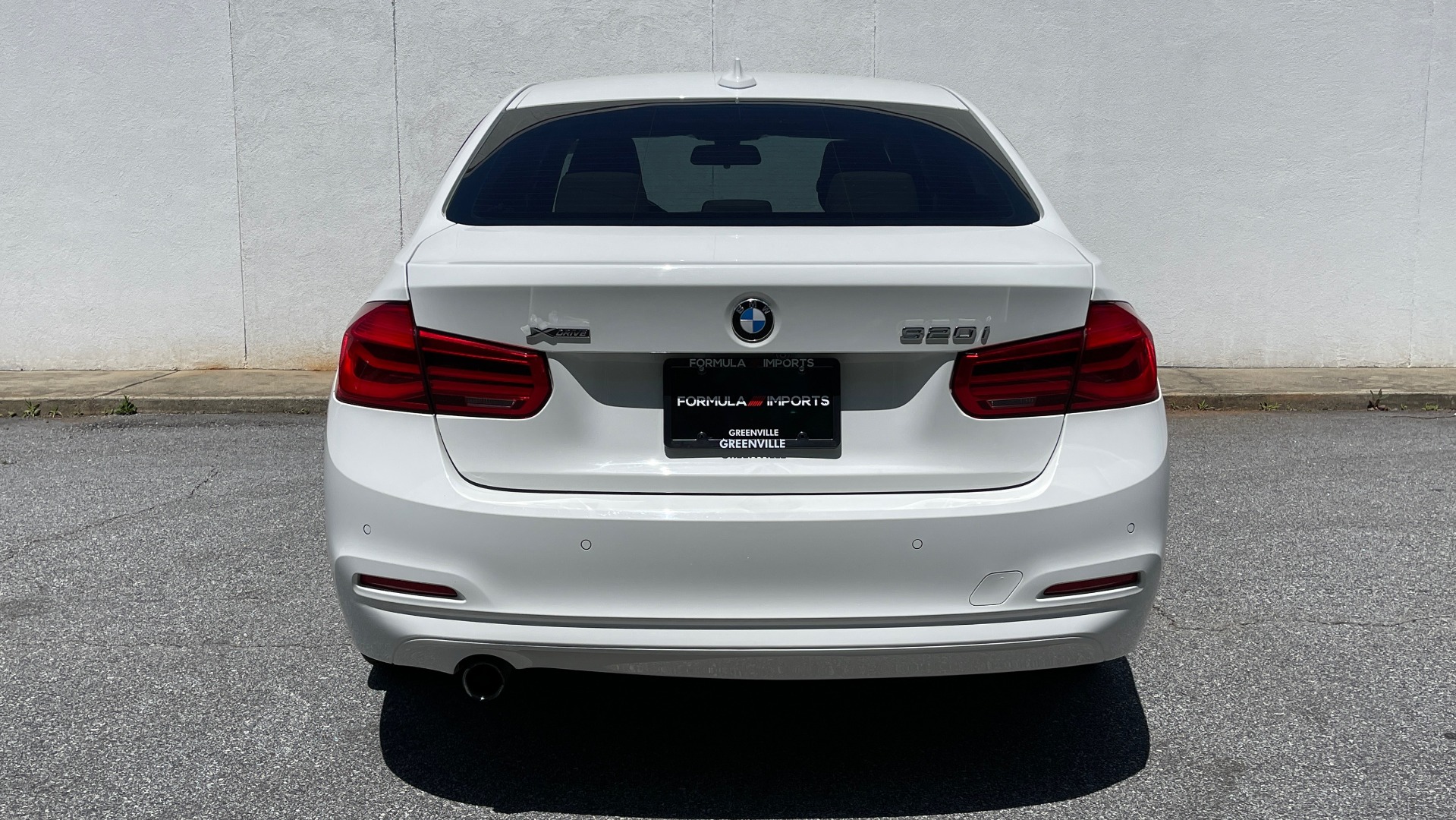 Used 2017 BMW 3 SERIES 320I XDRIVE SEDAN / DRVR ASST / SUNROOF / HTD STS / REARVIEW for sale Sold at Formula Imports in Charlotte NC 28227 8