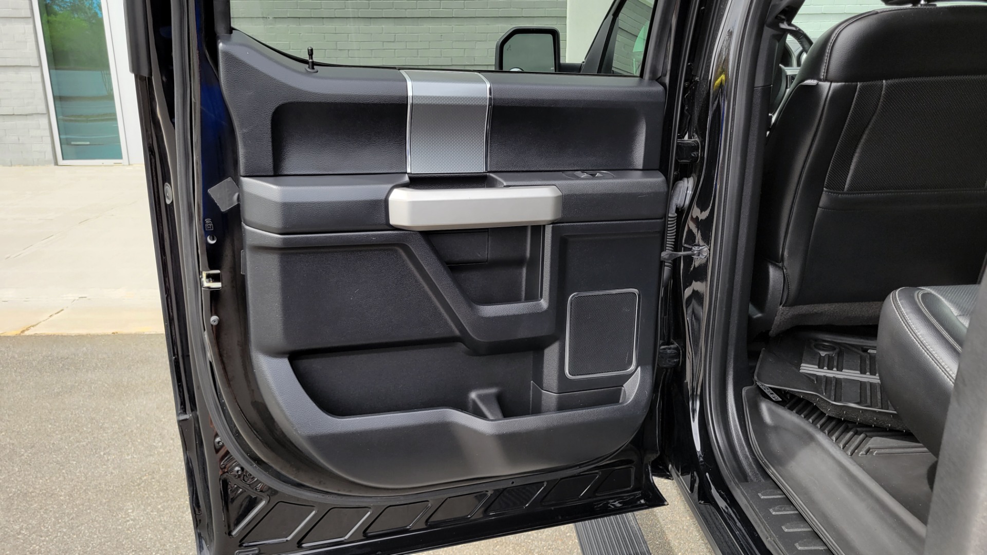 Used 2017 Ford F-150 SHELBY 750HP LARIAT 4X4 SUPERCREW / SUNROOF / BLIS / TECHNOLOGY for sale Sold at Formula Imports in Charlotte NC 28227 81
