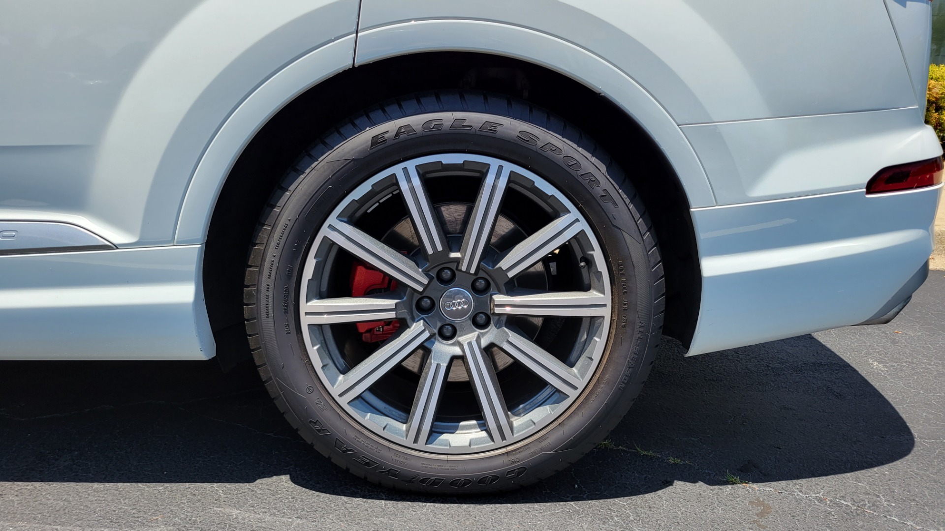 Used 2017 Audi Q7 PRESTIGE 3.0L SUV / NAV / DRVR ASST / CLD WTHR / SUNROOF / TOW / 3-ROW for sale $42,395 at Formula Imports in Charlotte NC 28227 90