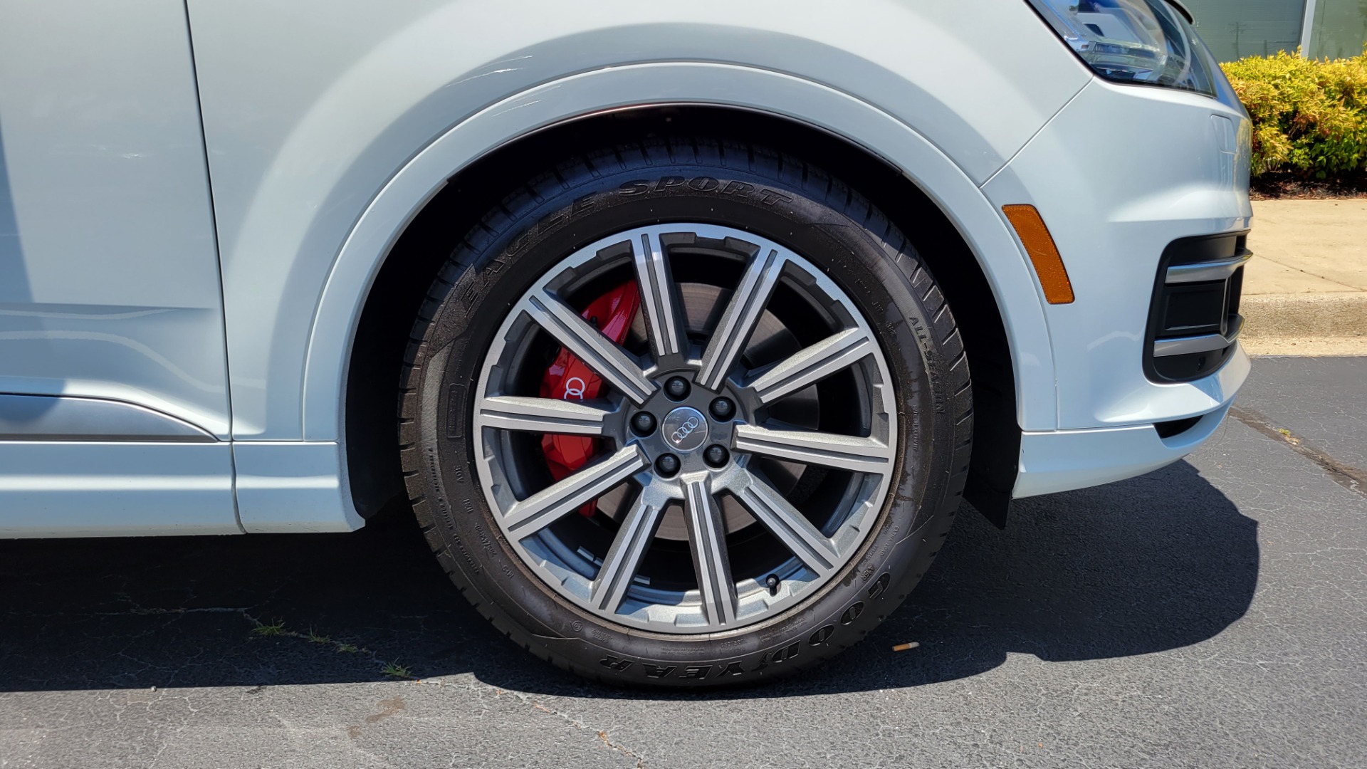 Used 2017 Audi Q7 PRESTIGE 3.0L SUV / NAV / DRVR ASST / CLD WTHR / SUNROOF / TOW / 3-ROW for sale $42,395 at Formula Imports in Charlotte NC 28227 92