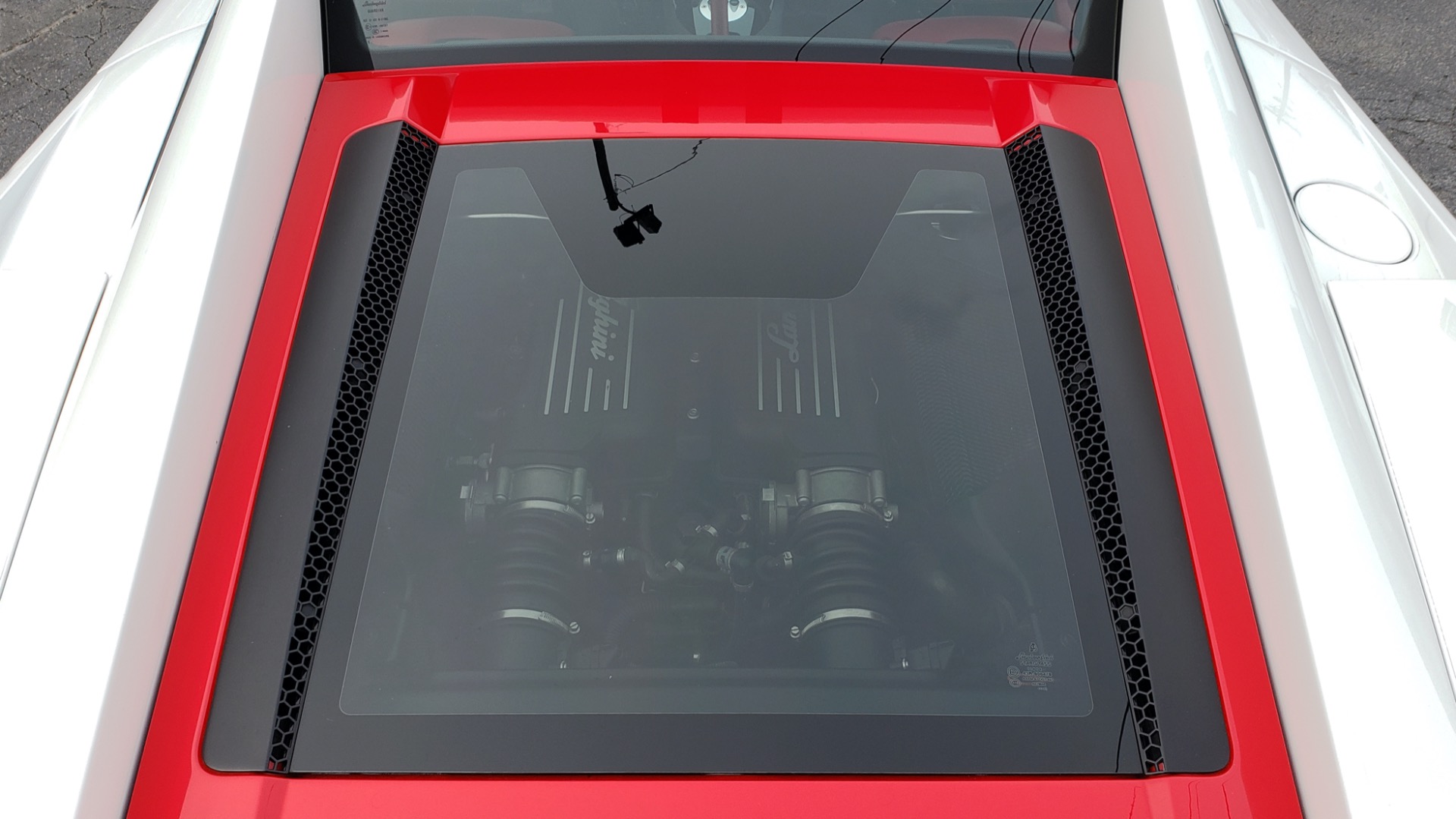 Used 2013 Lamborghini Gallardo LP560-4 560HP / AWD / NAV / CAMERA for sale Sold at Formula Imports in Charlotte NC 28227 11