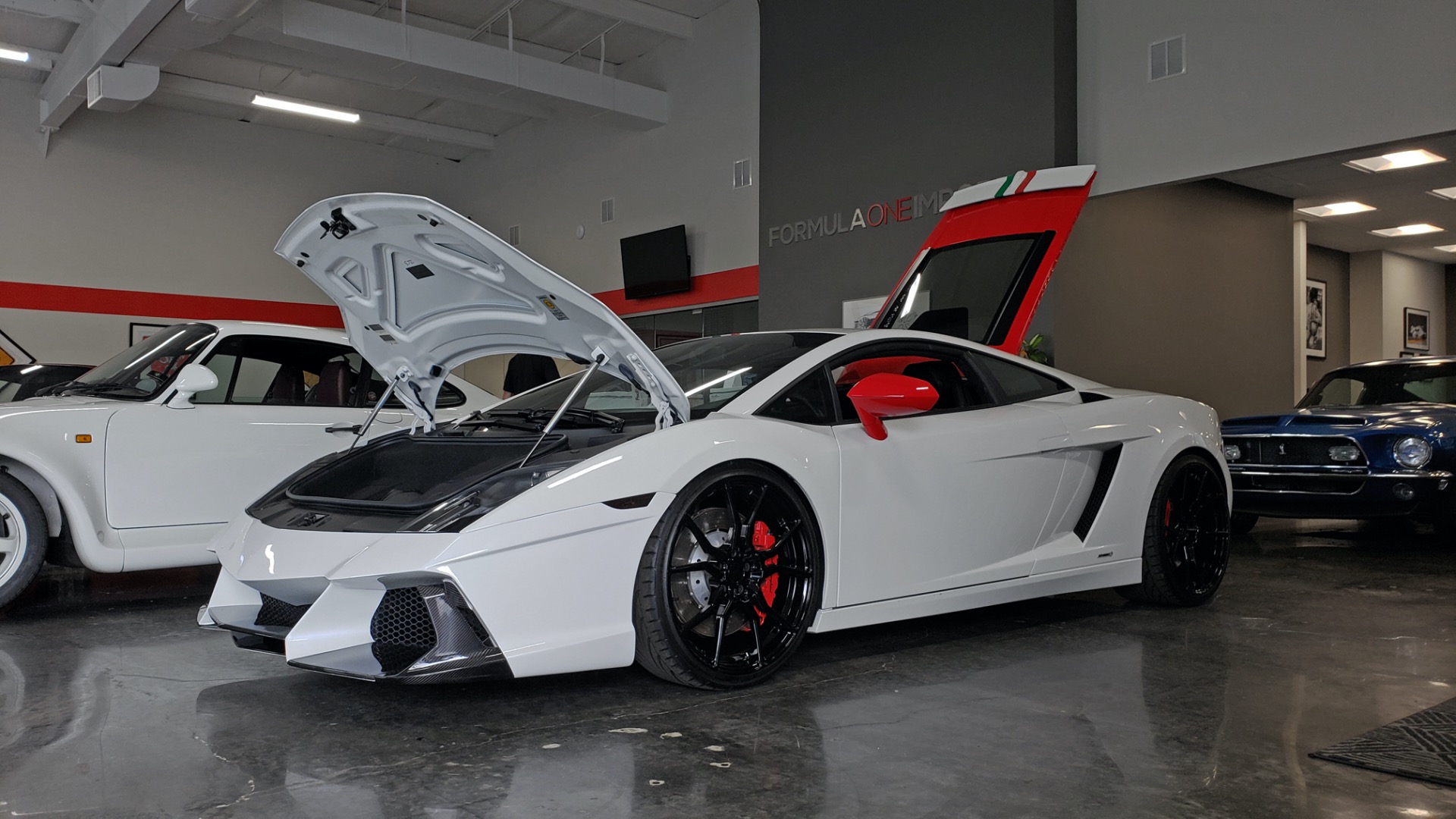 Used 2013 Lamborghini Gallardo LP560-4 560HP / AWD / NAV / CAMERA for sale Sold at Formula Imports in Charlotte NC 28227 36