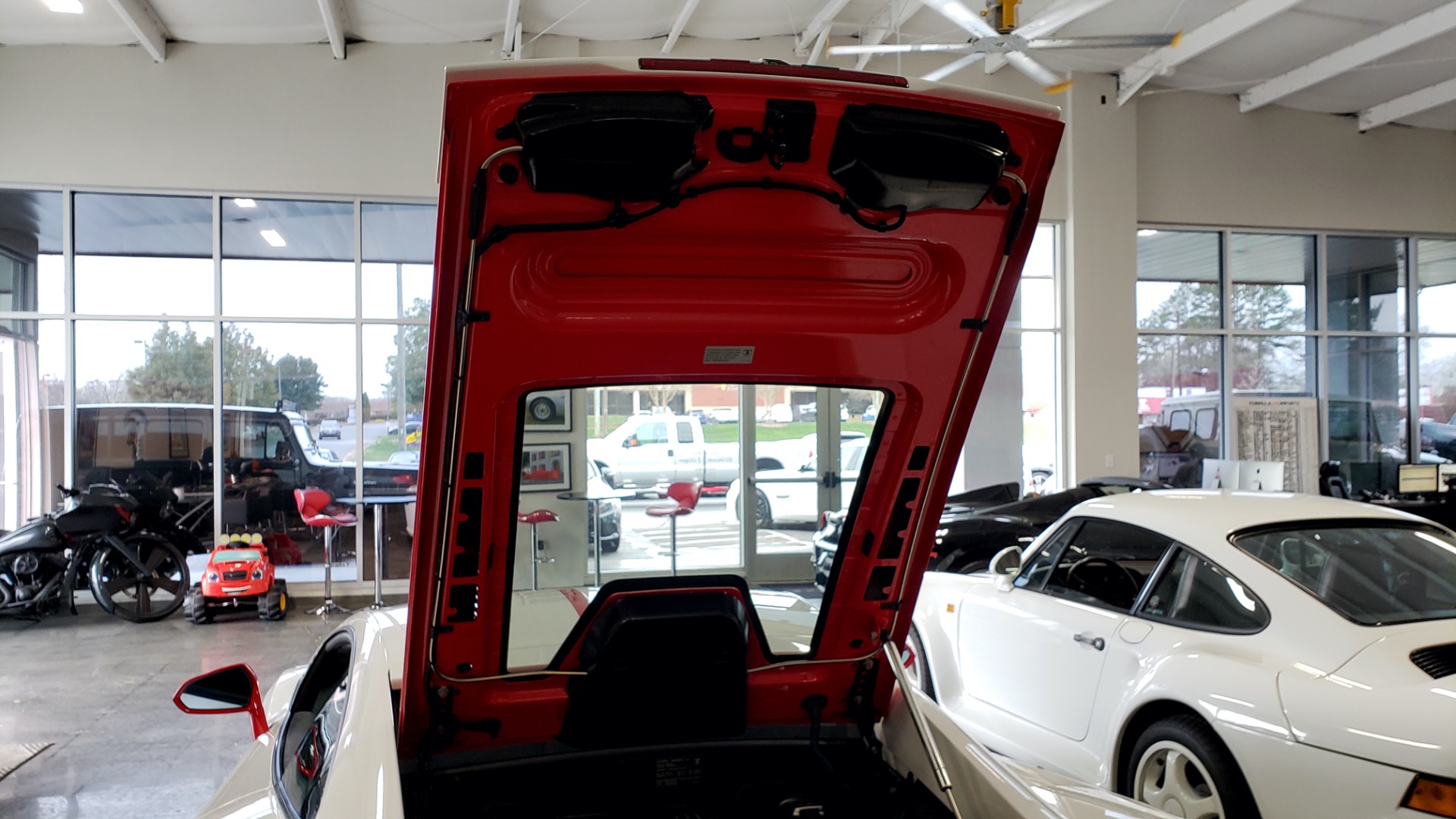 Used 2013 Lamborghini Gallardo LP560-4 560HP / AWD / NAV / CAMERA for sale Sold at Formula Imports in Charlotte NC 28227 37