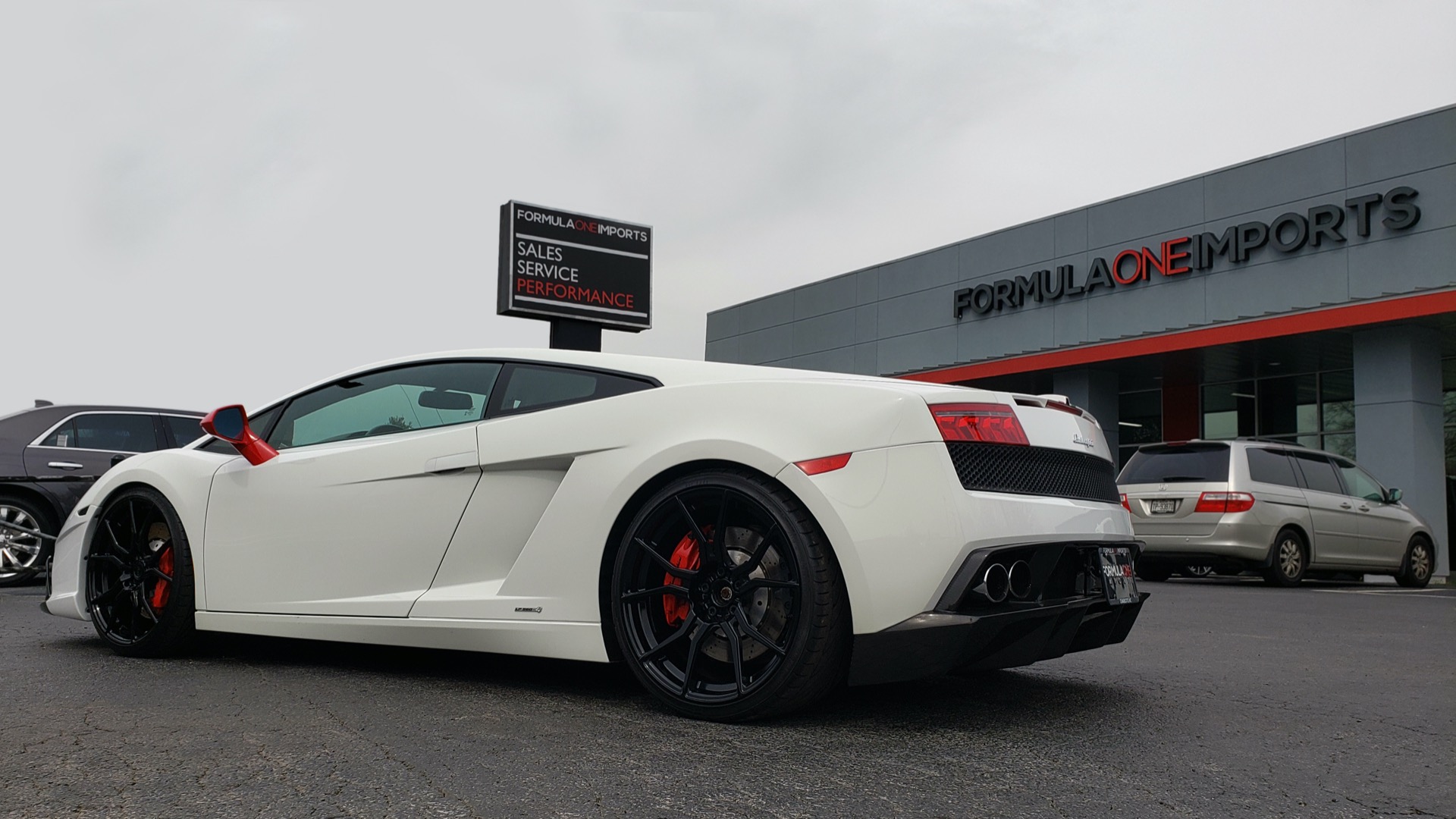 Used 2013 Lamborghini Gallardo LP560-4 560HP / AWD / NAV / CAMERA for sale Sold at Formula Imports in Charlotte NC 28227 4