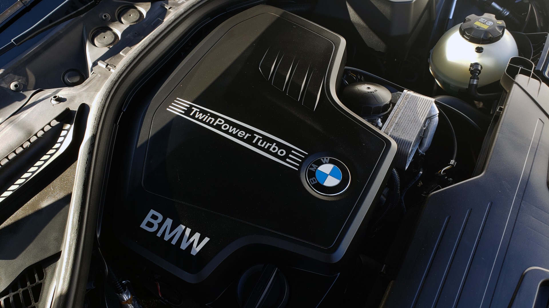 Used 2016 BMW 3 Series 328i PREMIUM / NAV / SUNROOF / DRIVE ASST / REARVIEW for sale Sold at Formula Imports in Charlotte NC 28227 11