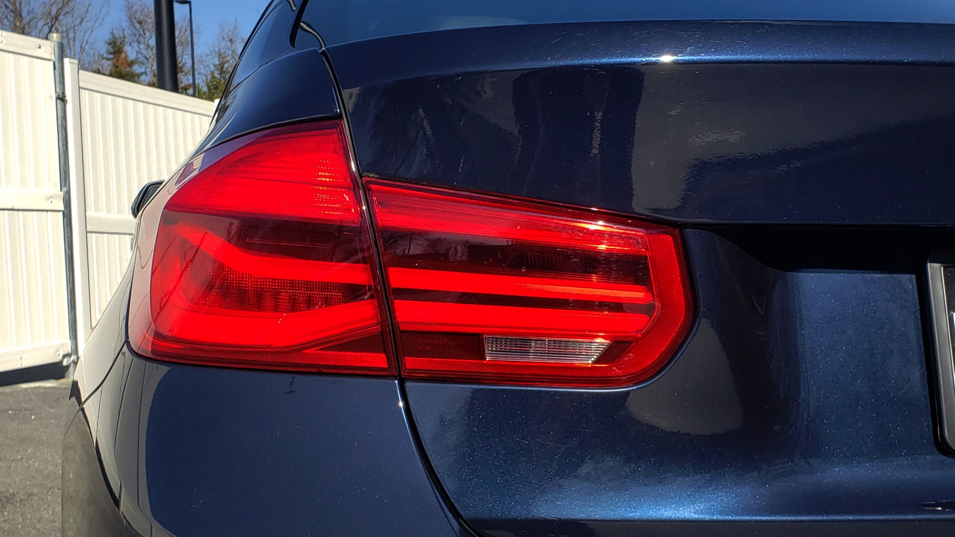 Used 2016 BMW 3 Series 328i PREMIUM / NAV / SUNROOF / DRIVE ASST / REARVIEW for sale Sold at Formula Imports in Charlotte NC 28227 17
