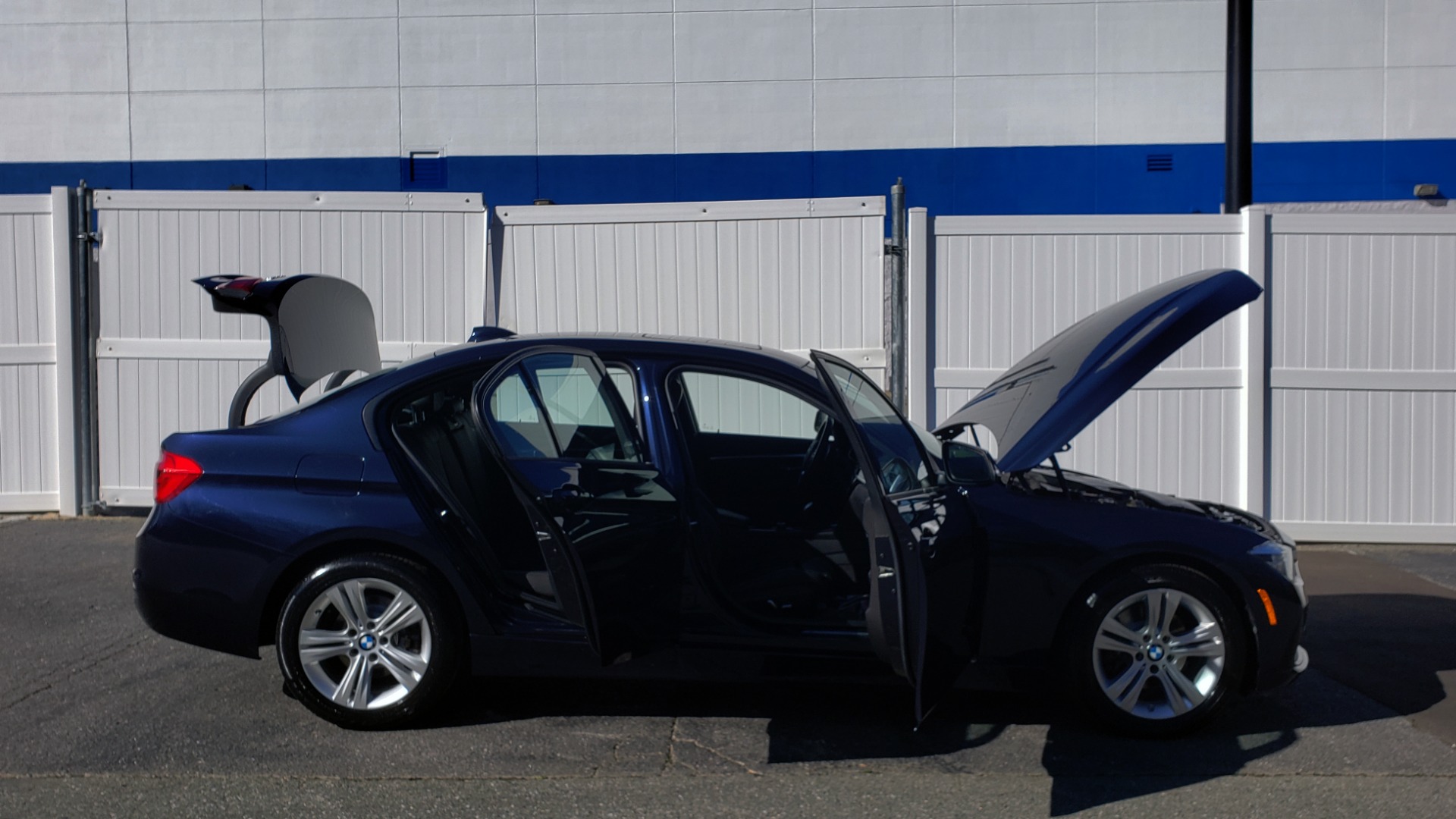 Used 2016 BMW 3 Series 328i PREMIUM / NAV / SUNROOF / DRIVE ASST / REARVIEW for sale Sold at Formula Imports in Charlotte NC 28227 9
