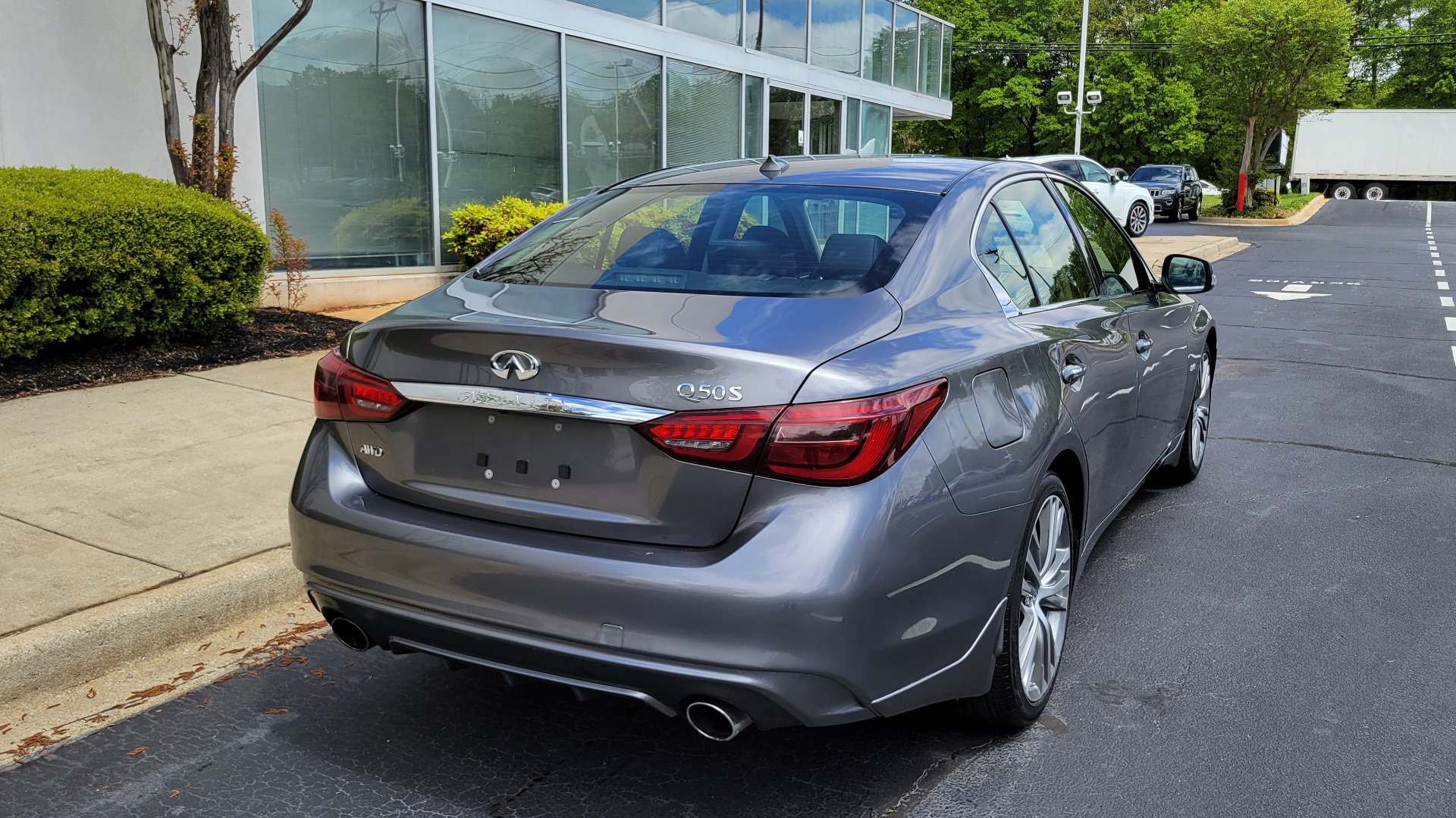 Used 2018 INFINITI Q50 3.0T SPORT AWD / ESSENTIALS / NAV / SUNROOF / HTD STS / REARVIEW for sale Sold at Formula Imports in Charlotte NC 28227 5