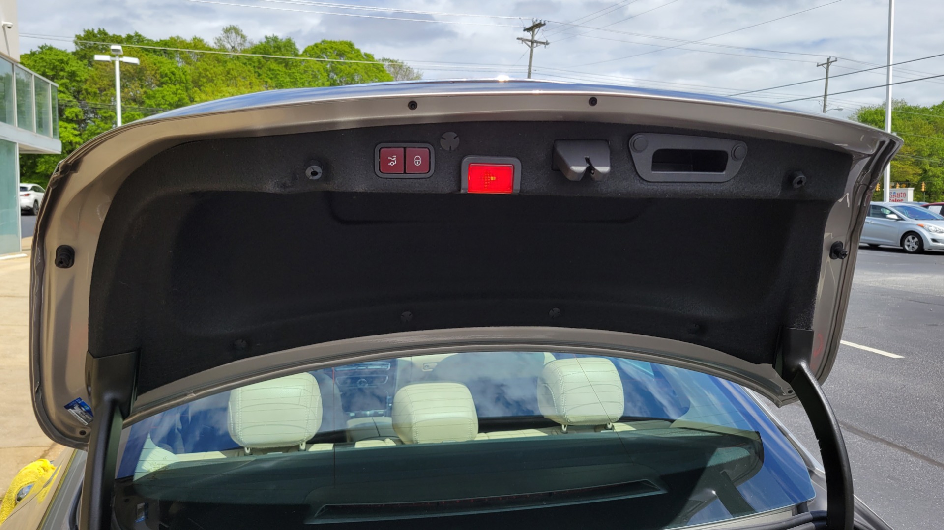 Used 2019 Mercedes-Benz C-CLASS C 300 PREMIUM 4MATIC / BURMESTER / KEYLESS-GO / REARVIEW for sale Sold at Formula Imports in Charlotte NC 28227 20