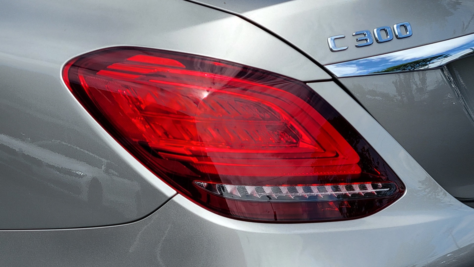 Used 2019 Mercedes-Benz C-CLASS C 300 PREMIUM 4MATIC / BURMESTER / KEYLESS-GO / REARVIEW for sale Sold at Formula Imports in Charlotte NC 28227 23