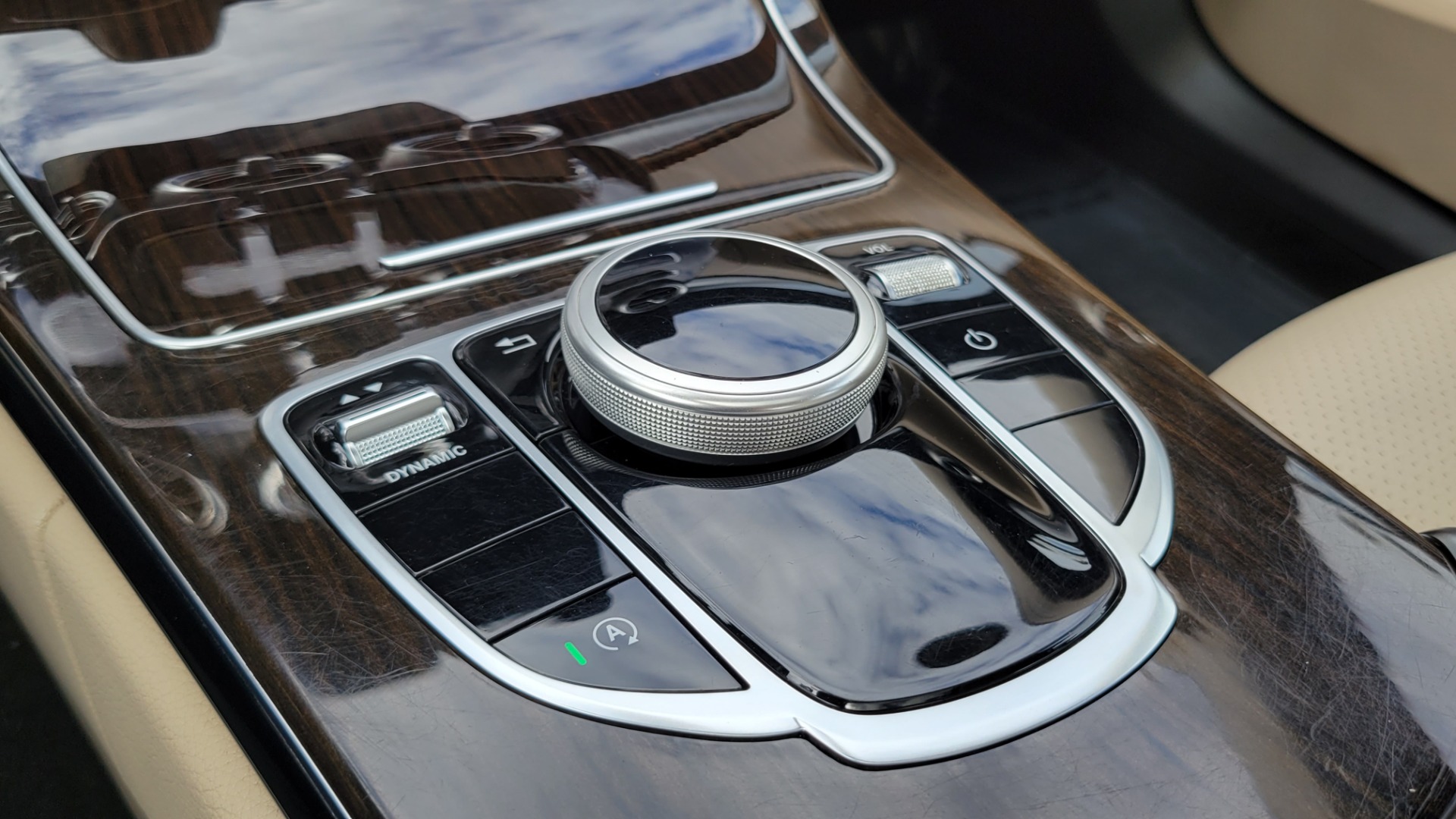 Used 2019 Mercedes-Benz C-CLASS C 300 PREMIUM 4MATIC / BURMESTER / KEYLESS-GO / REARVIEW for sale Sold at Formula Imports in Charlotte NC 28227 43