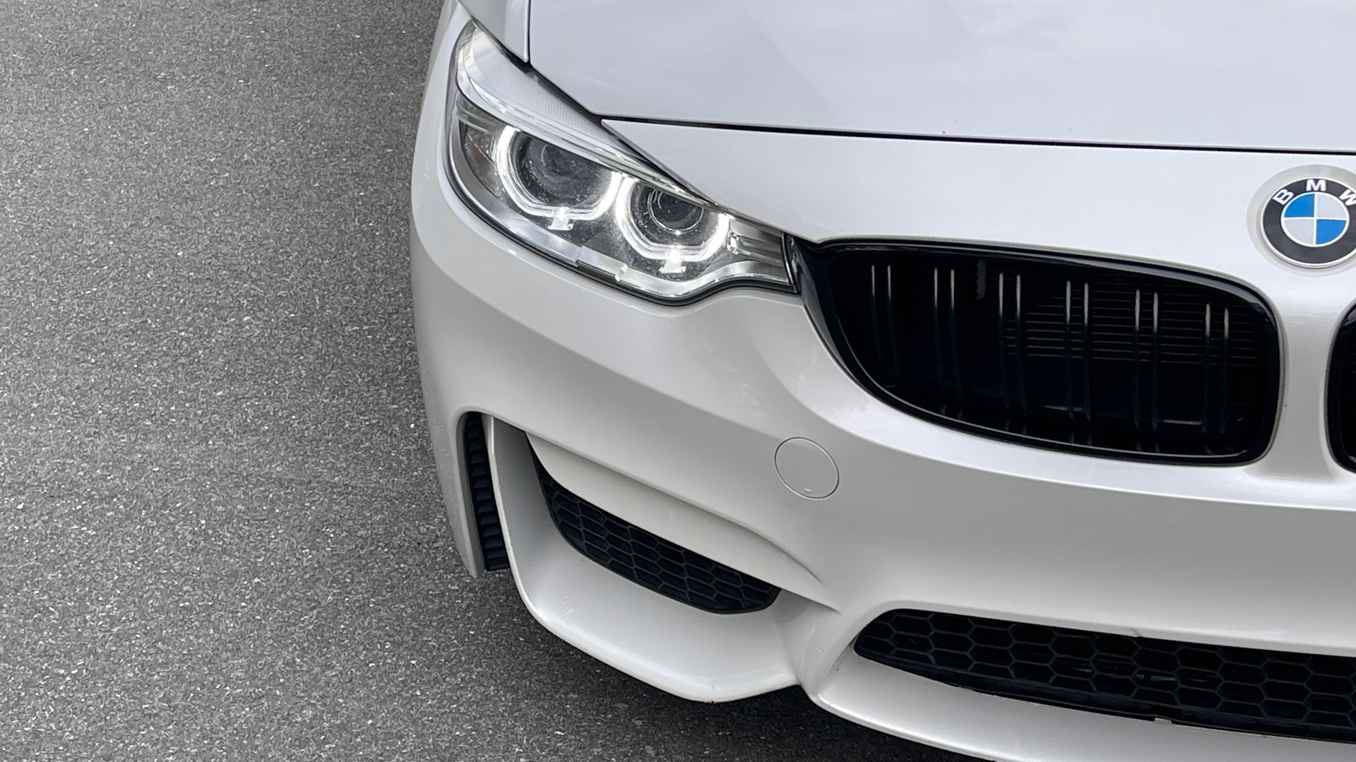 Used 2015 BMW M4 COUPE / 3.0L TURBO 425HP / 7-SPD AUTO / NAV / 19IN WHLS for sale Sold at Formula Imports in Charlotte NC 28227 17