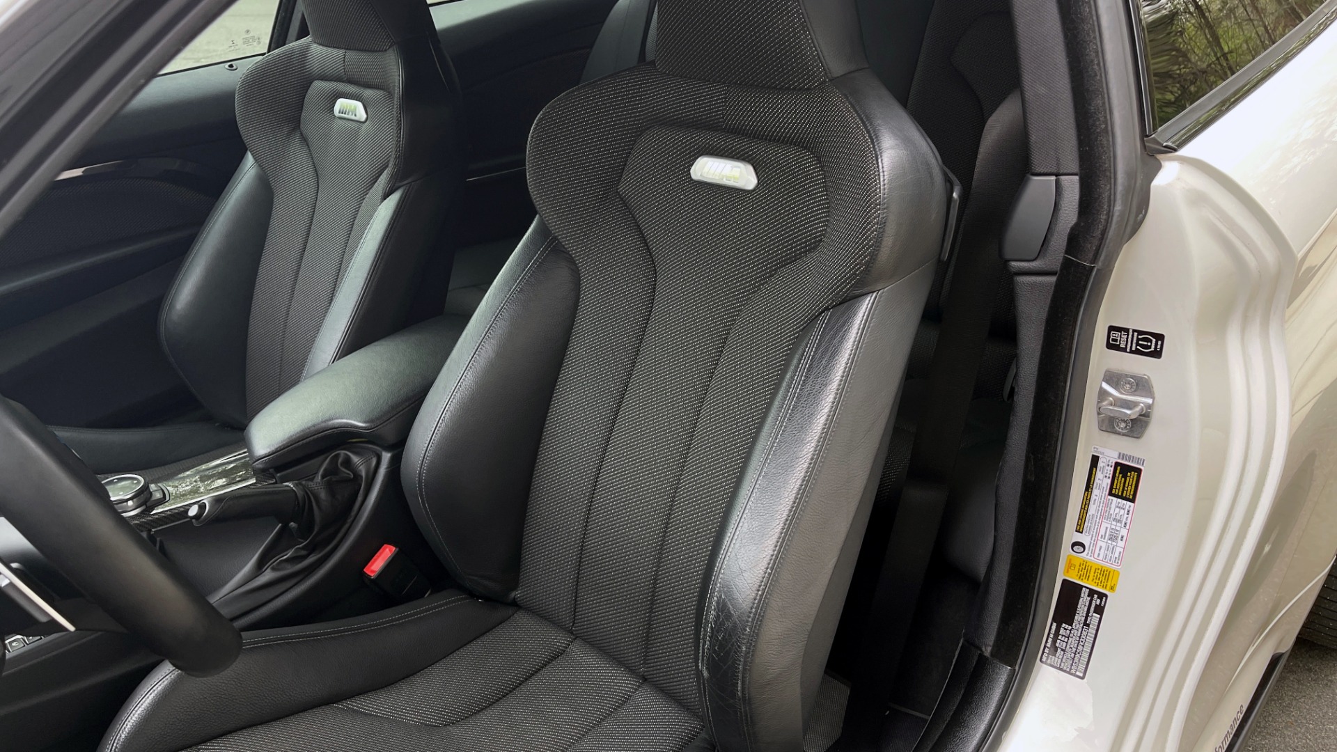Used 2015 BMW M4 COUPE / 3.0L TURBO 425HP / 7-SPD AUTO / NAV / 19IN WHLS for sale Sold at Formula Imports in Charlotte NC 28227 37