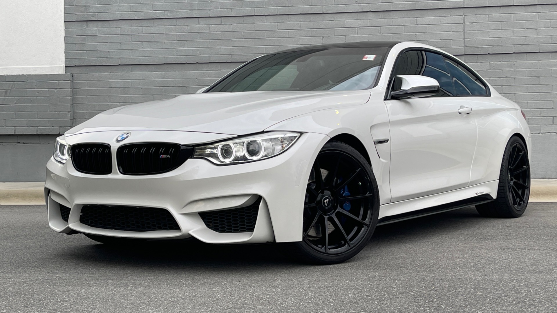 Used 2015 BMW M4 COUPE / 3.0L TURBO 425HP / 7-SPD AUTO / NAV / 19IN WHLS for sale Sold at Formula Imports in Charlotte NC 28227 5