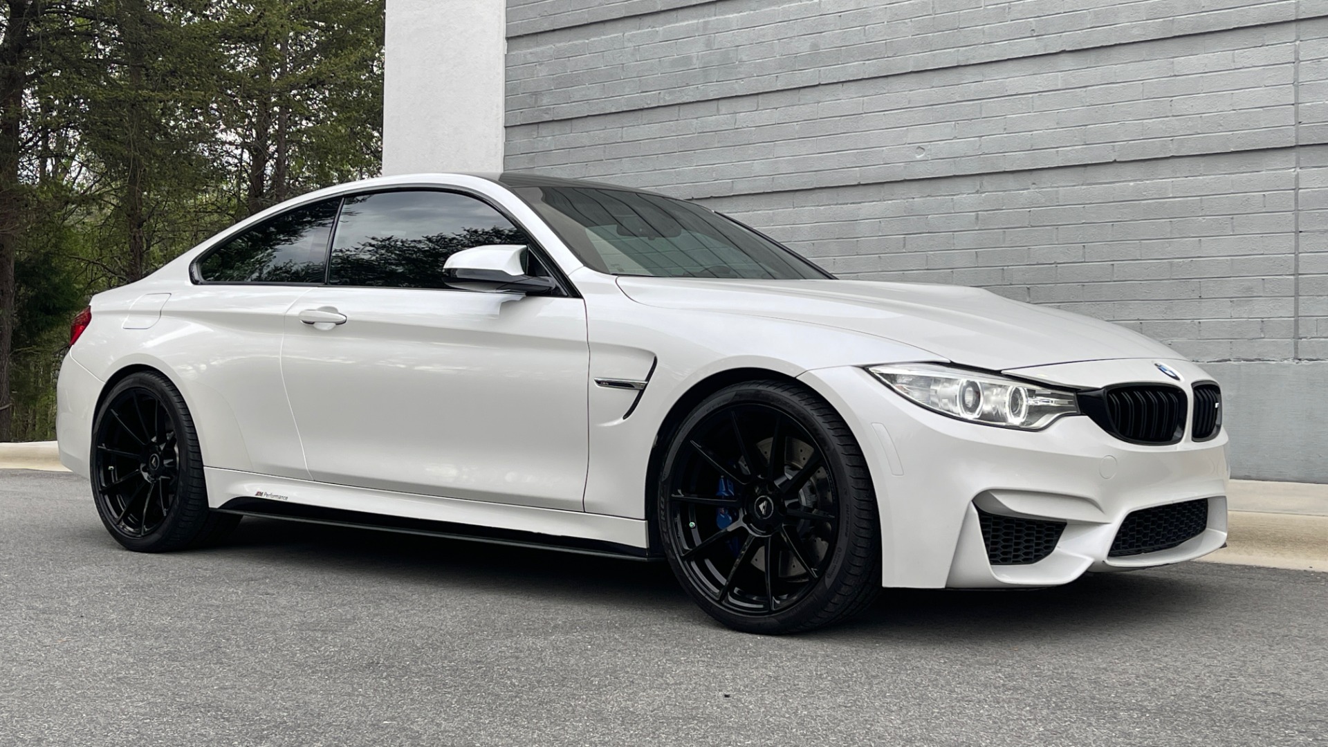 Used 2015 BMW M4 COUPE / 3.0L TURBO 425HP / 7-SPD AUTO / NAV / 19IN WHLS for sale Sold at Formula Imports in Charlotte NC 28227 8