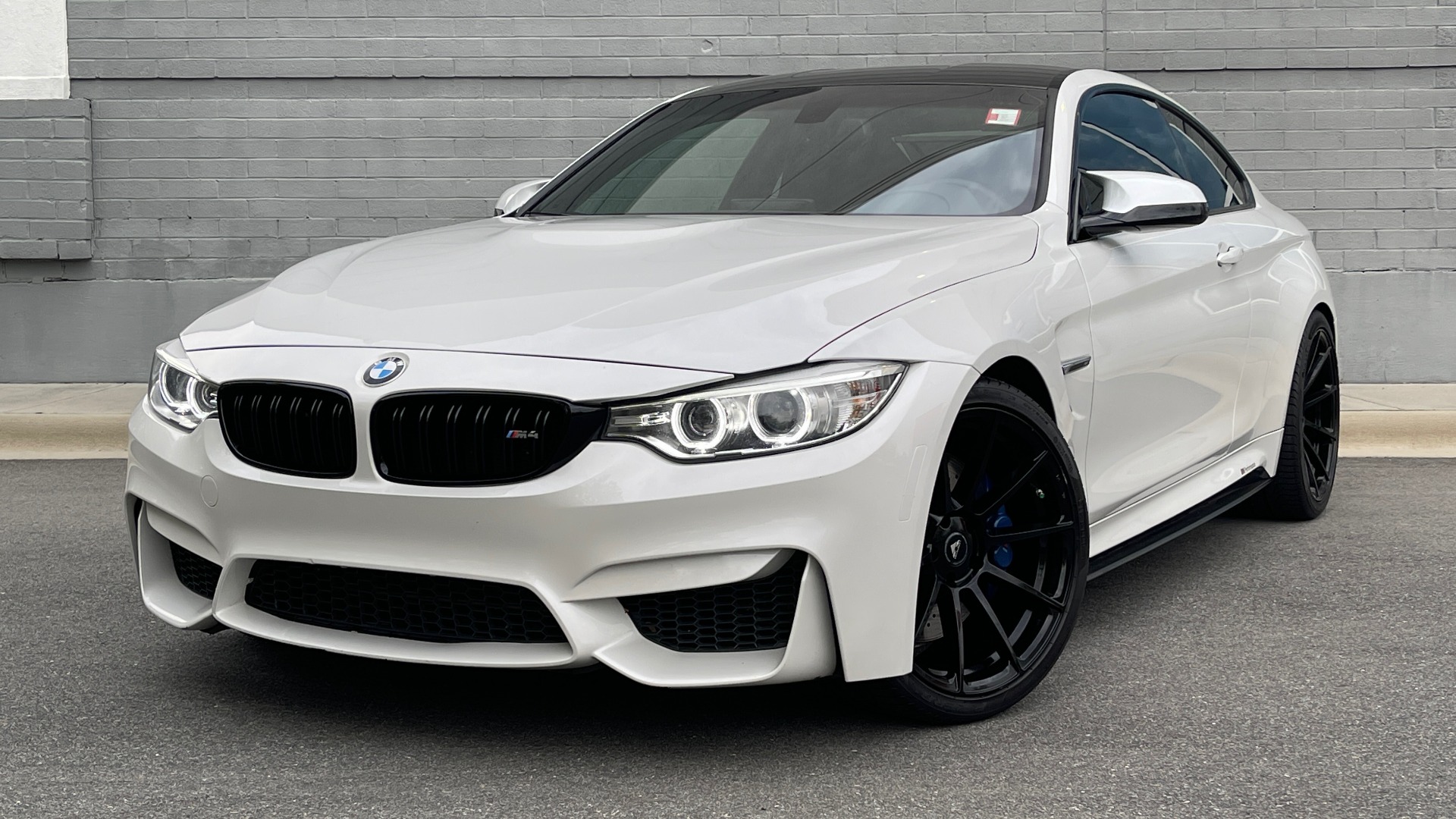 Used 2015 BMW M4 COUPE / 3.0L TURBO 425HP / 7-SPD AUTO / NAV / 19IN WHLS for sale Sold at Formula Imports in Charlotte NC 28227 1