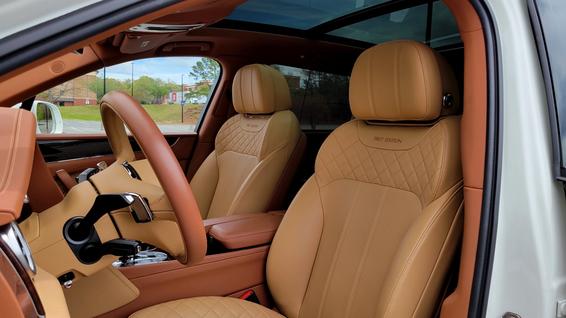 Used 2017 Bentley BENTAYGA W12 FIRST EDITION / AWD / NAV / HUD / SUNROOF / PREM SND / REARVIEW for sale $145,000 at Formula Imports in Charlotte NC 28227 46