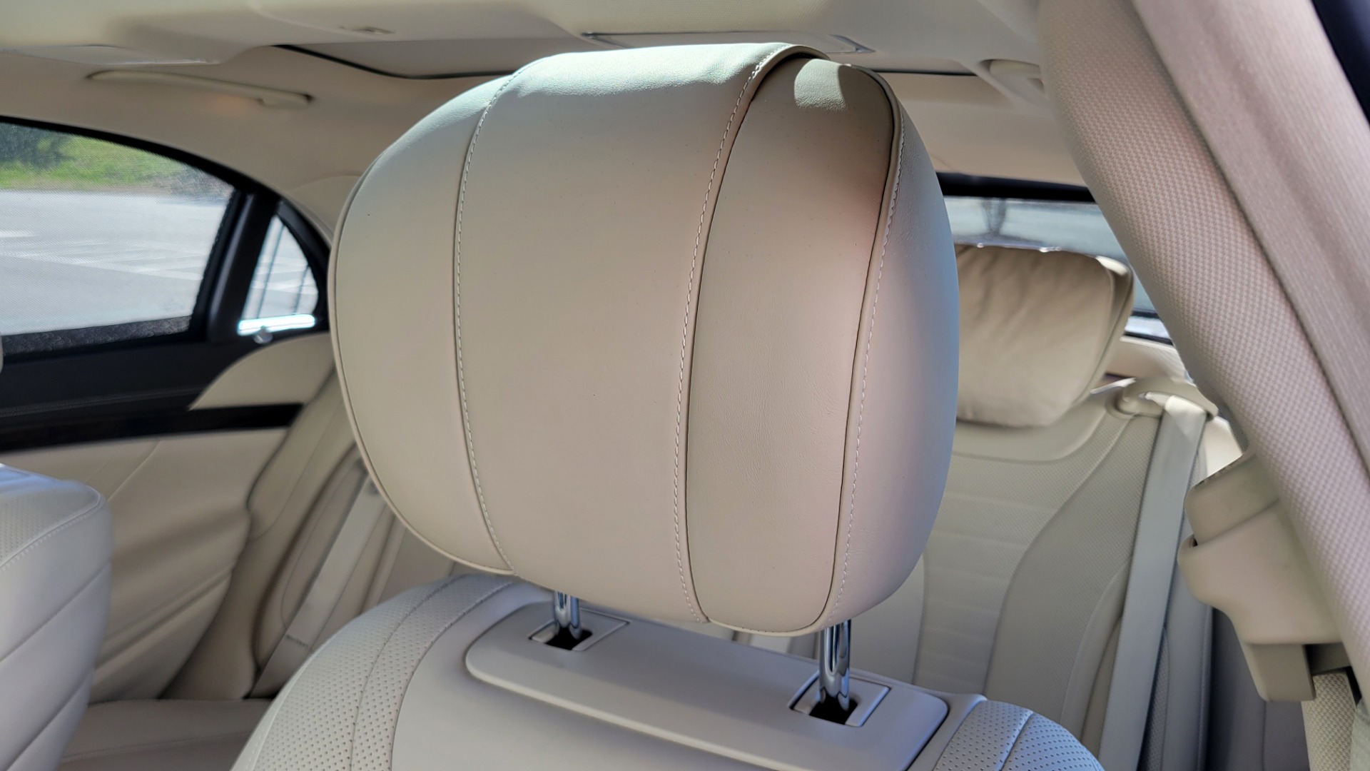 Used 2015 Mercedes-Benz S-CLASS S 550 4MATIC PREMIUM SPORT / WARMTH / DRVR ASST for sale $43,999 at Formula Imports in Charlotte NC 28227 39
