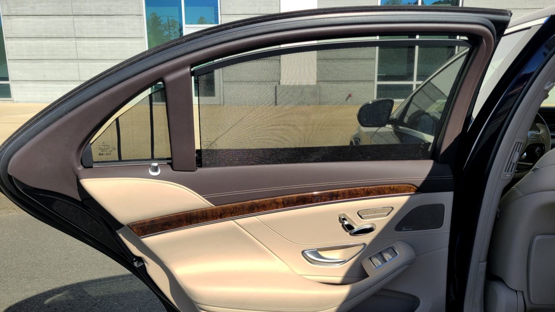 Used 2015 Mercedes-Benz S-CLASS S 550 4MATIC PREMIUM SPORT / WARMTH / DRVR ASST for sale $43,999 at Formula Imports in Charlotte NC 28227 66