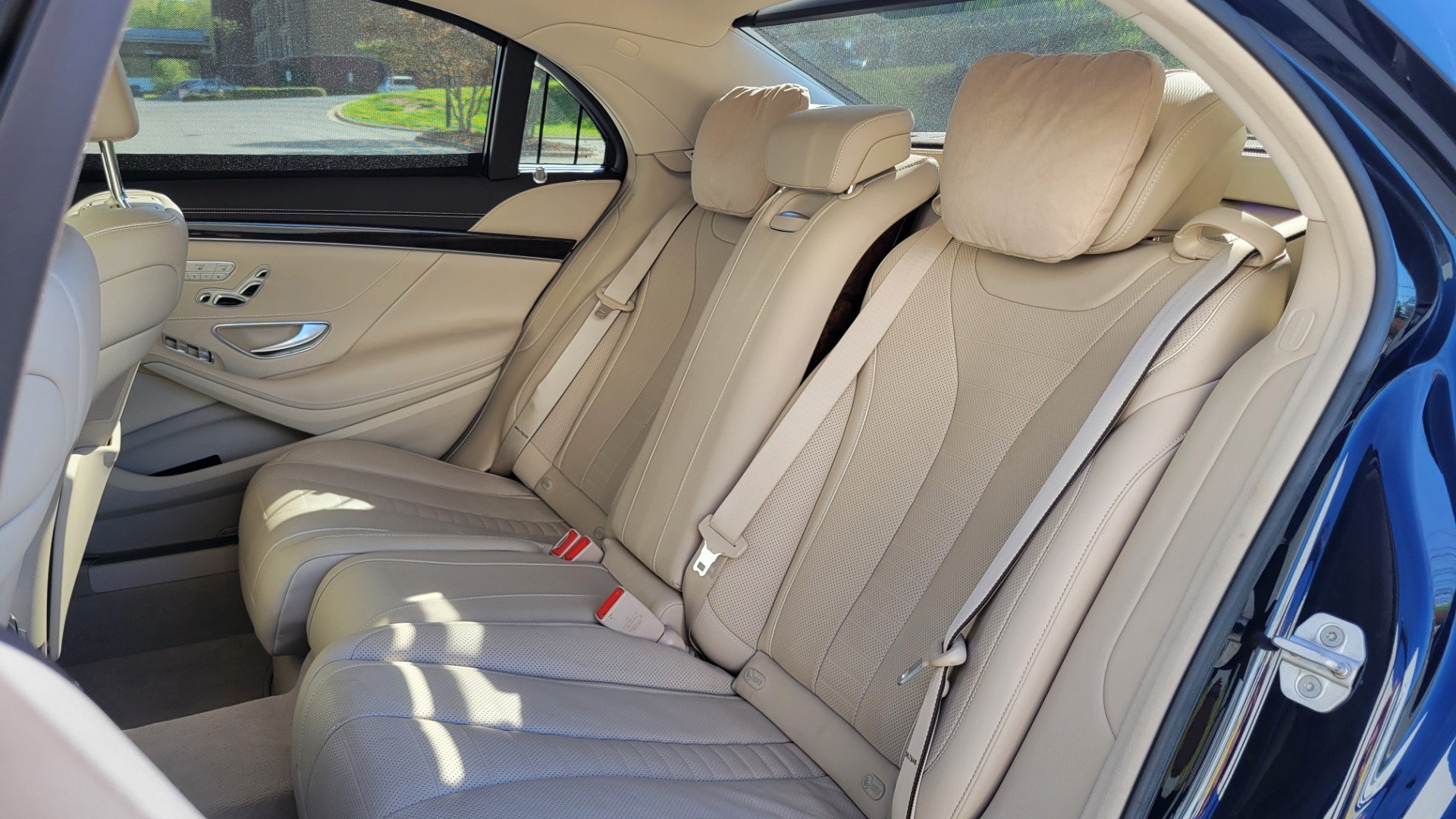 Used 2015 Mercedes-Benz S-CLASS S 550 4MATIC PREMIUM SPORT / WARMTH / DRVR ASST for sale Sold at Formula Imports in Charlotte NC 28227 67