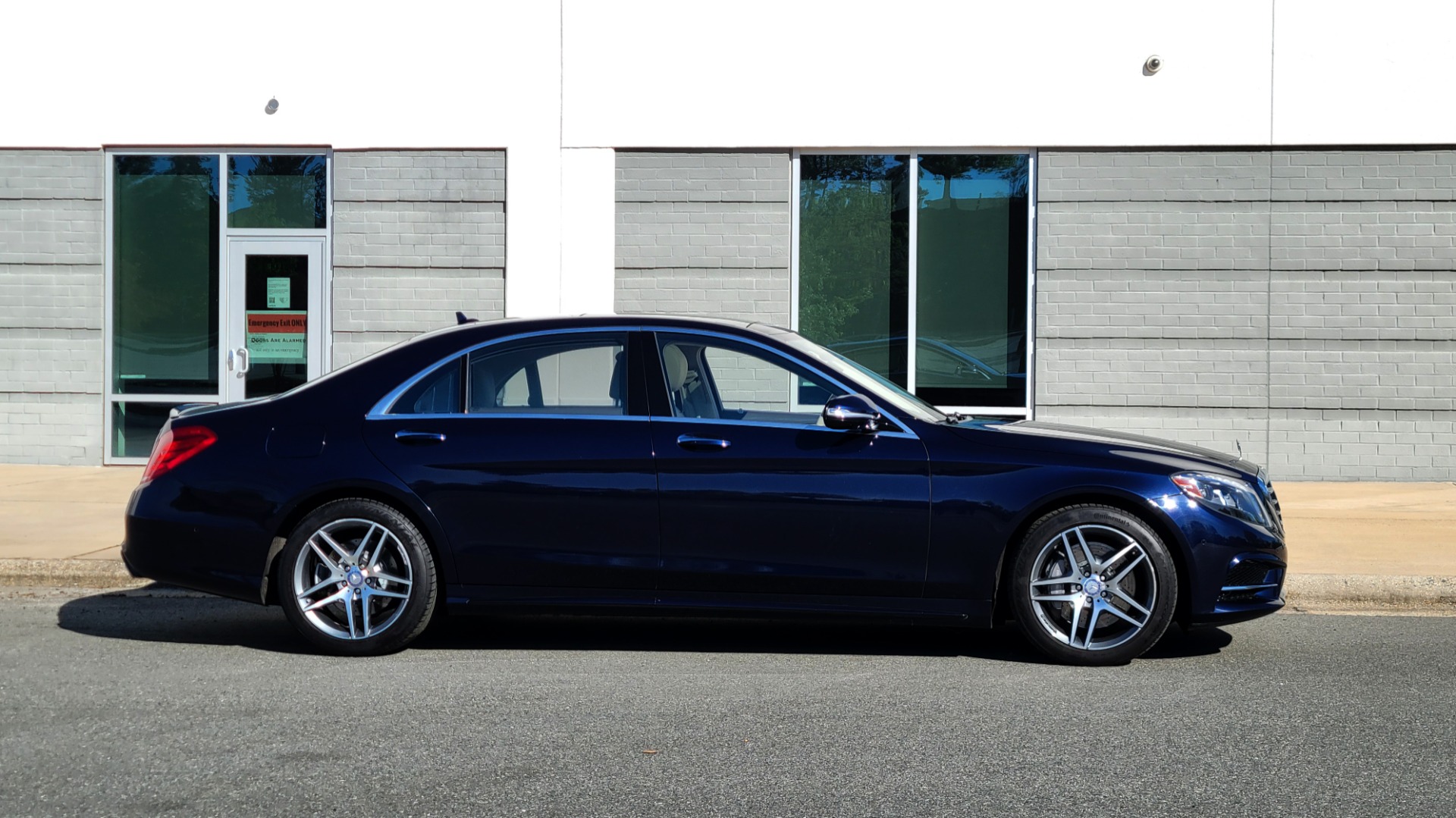 Used 2015 Mercedes-Benz S-CLASS S 550 4MATIC PREMIUM SPORT / WARMTH / DRVR ASST for sale $43,999 at Formula Imports in Charlotte NC 28227 8