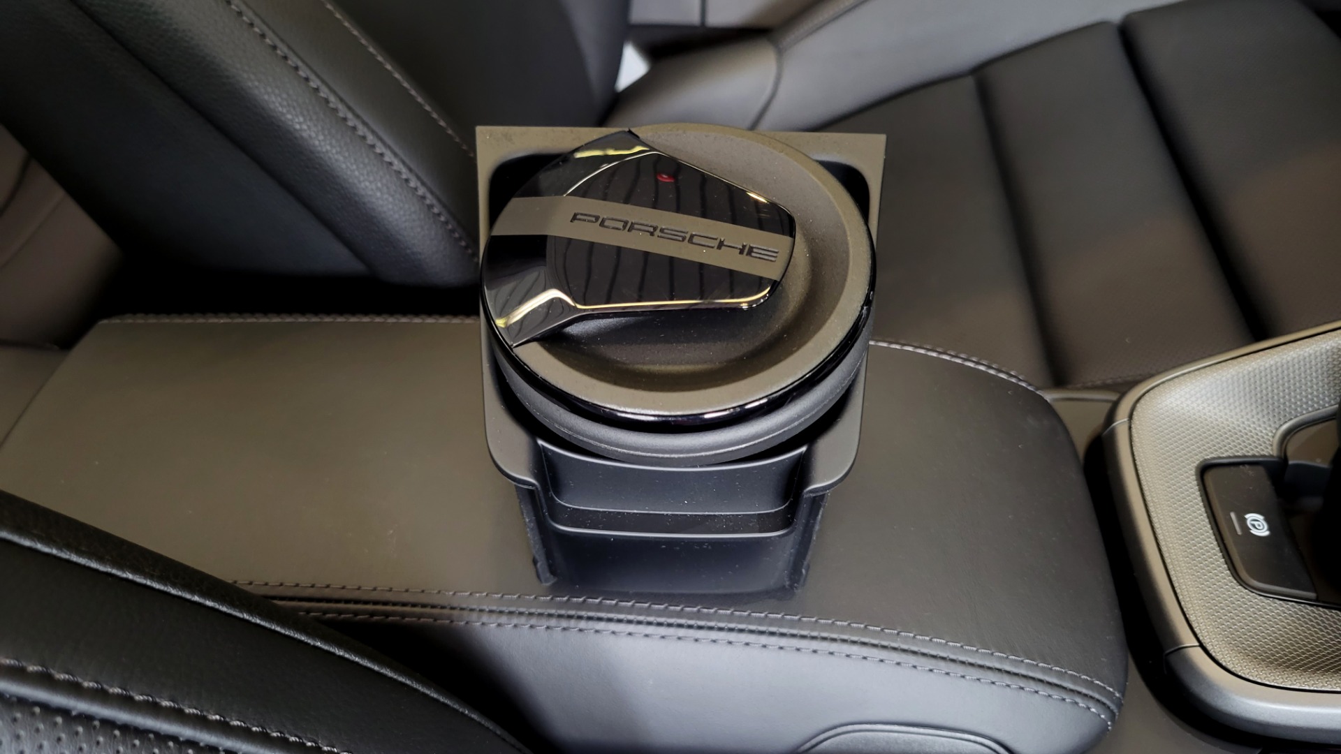 Used 2021 Porsche 911 CARRERA CABRIOLET / PREM PKG / INNODRIVE / CHRONO / BURMESTER / REARVIEW for sale Sold at Formula Imports in Charlotte NC 28227 77