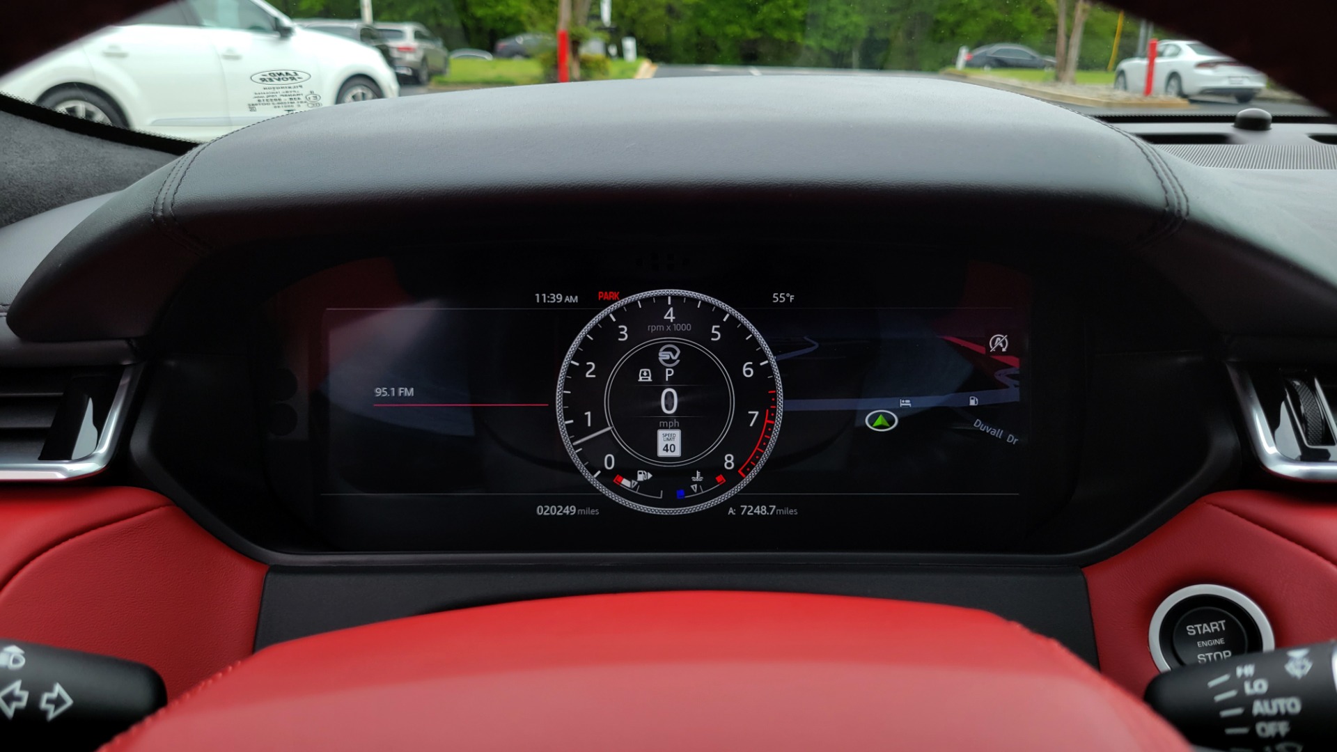 Used 2020 Land Rover RANGE ROVER VELAR SVAUTOBIOGRAPHY DYNAMIC ED / NAV / SUNROOF for sale $95,495 at Formula Imports in Charlotte NC 28227 38