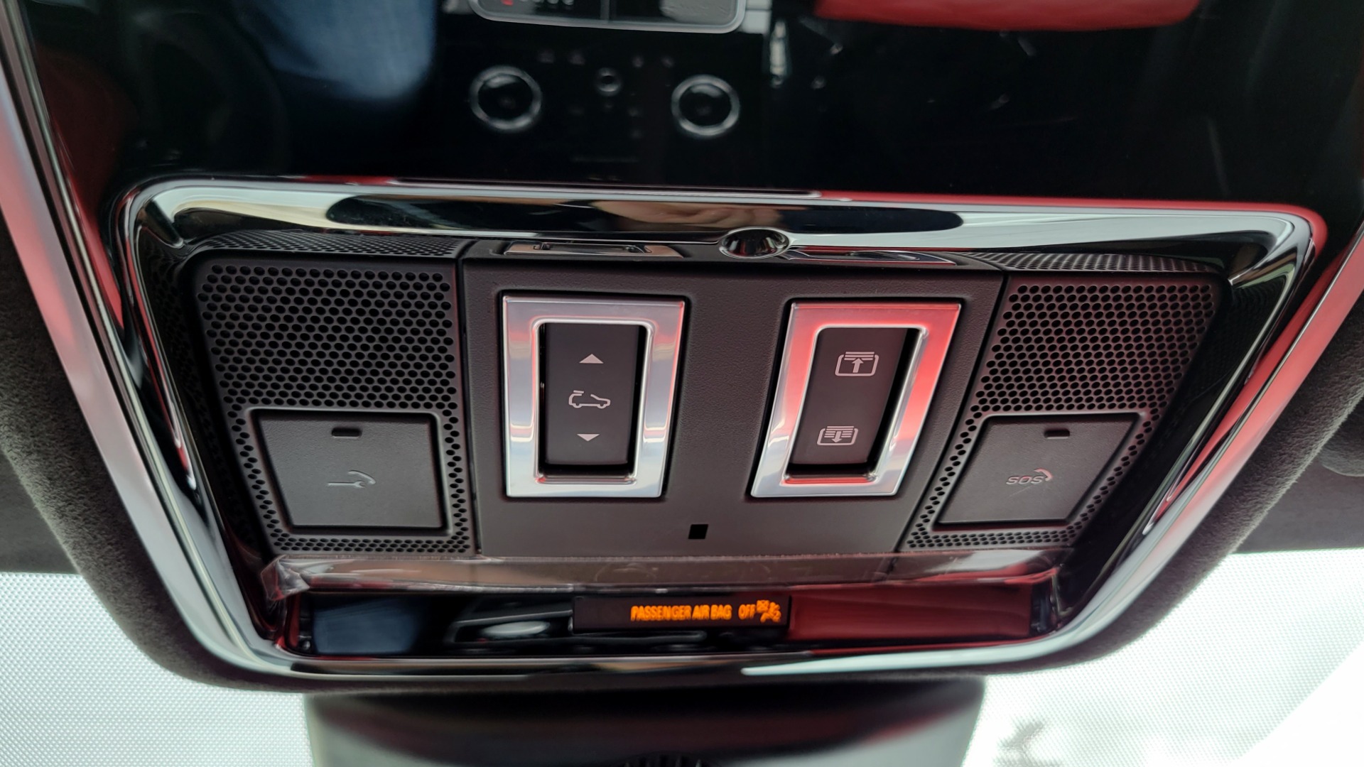 Used 2020 Land Rover RANGE ROVER VELAR SVAUTOBIOGRAPHY DYNAMIC ED / NAV / SUNROOF for sale $95,495 at Formula Imports in Charlotte NC 28227 49